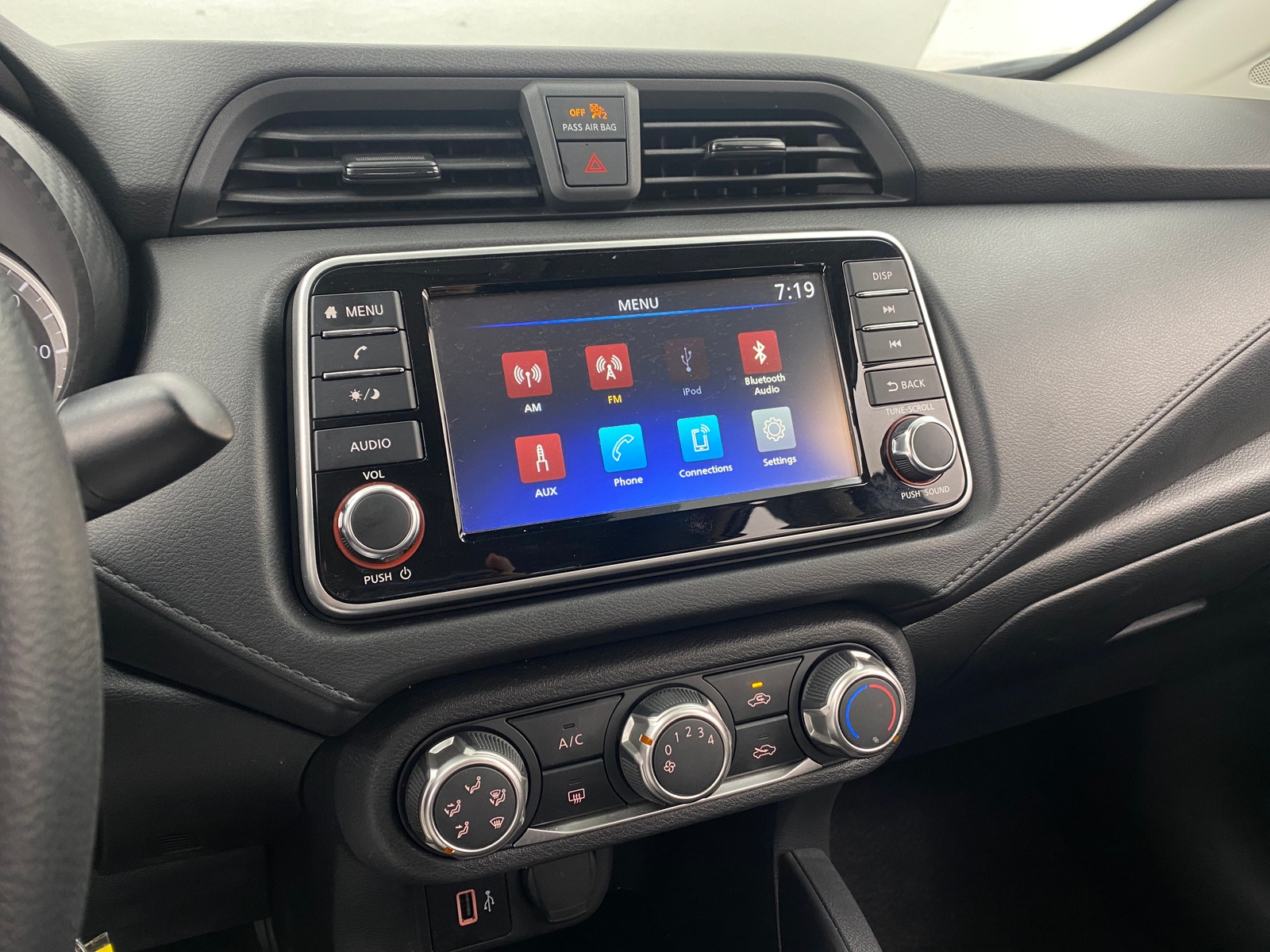 Thumbnail: 2025 Nissan Versa - 4