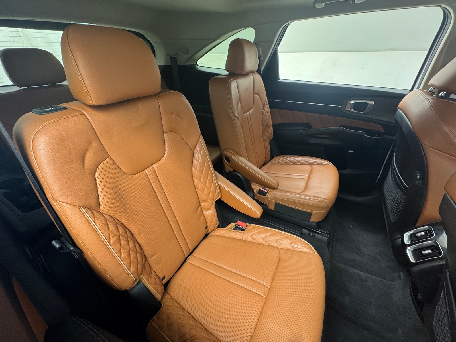 Thumbnail: 2022 Kia Sorento - 5