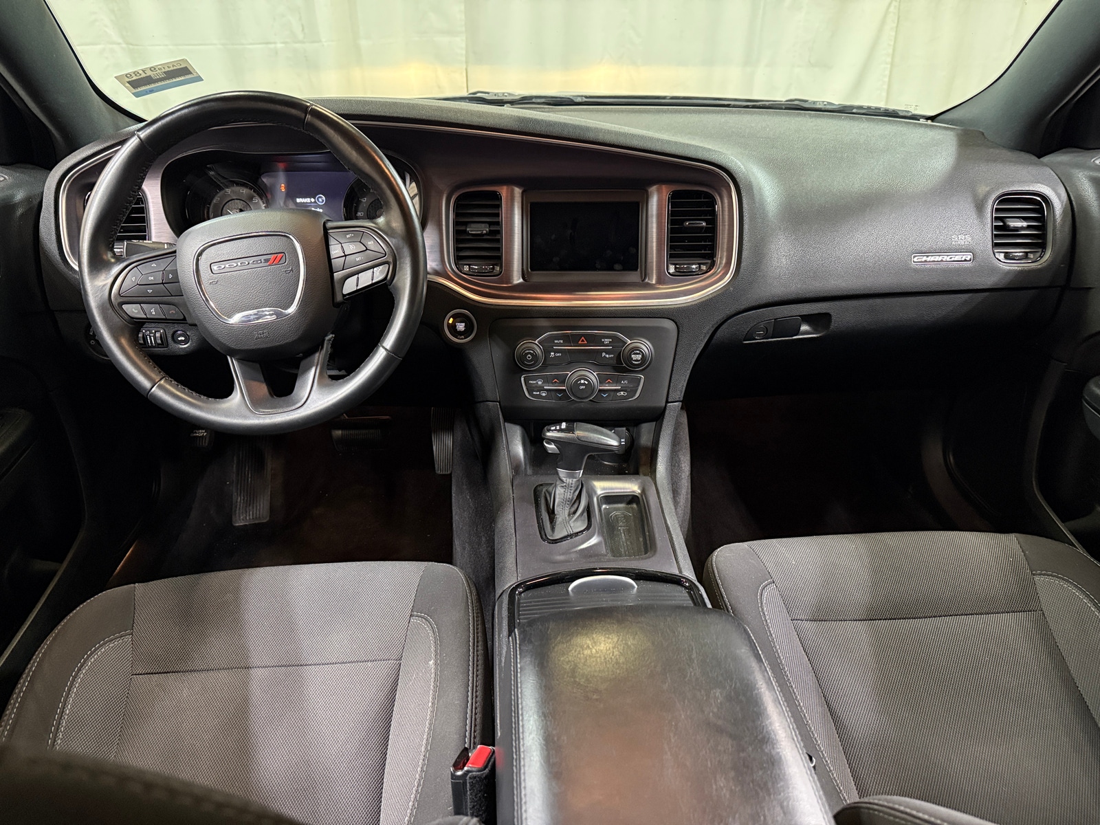 Thumbnail: 2018 Dodge Charger - 3