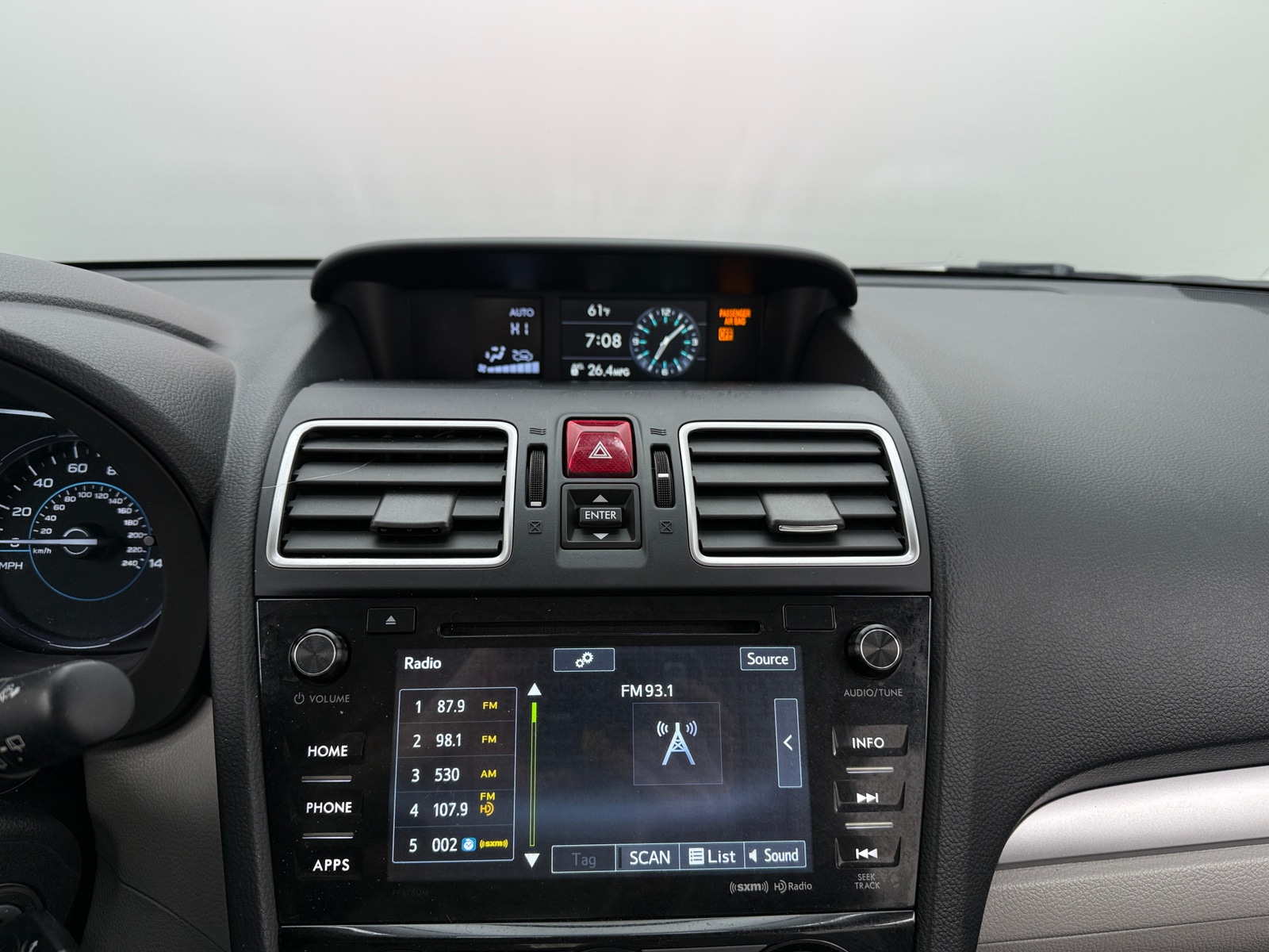 Thumbnail: 2017 Subaru Forester - 4