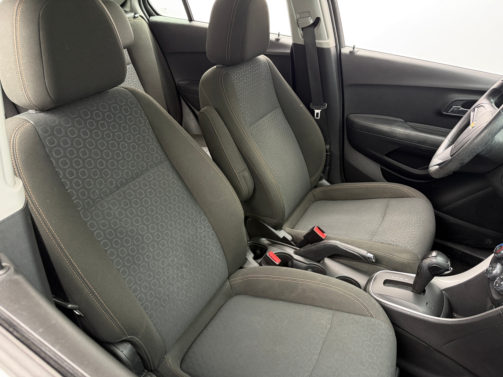 Thumbnail: 2018 Chevrolet Trax - 2