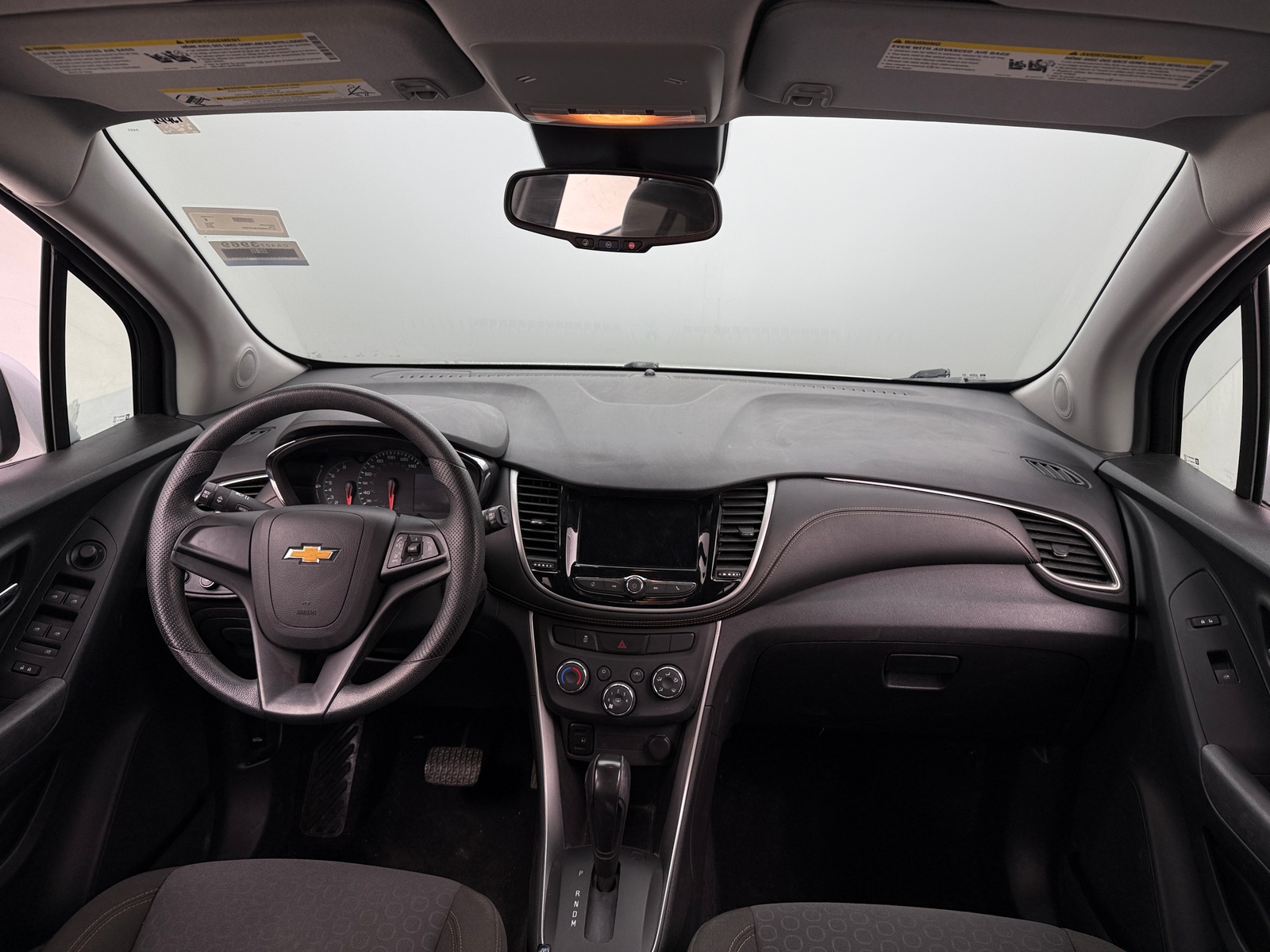 Thumbnail: 2018 Chevrolet Trax - 3