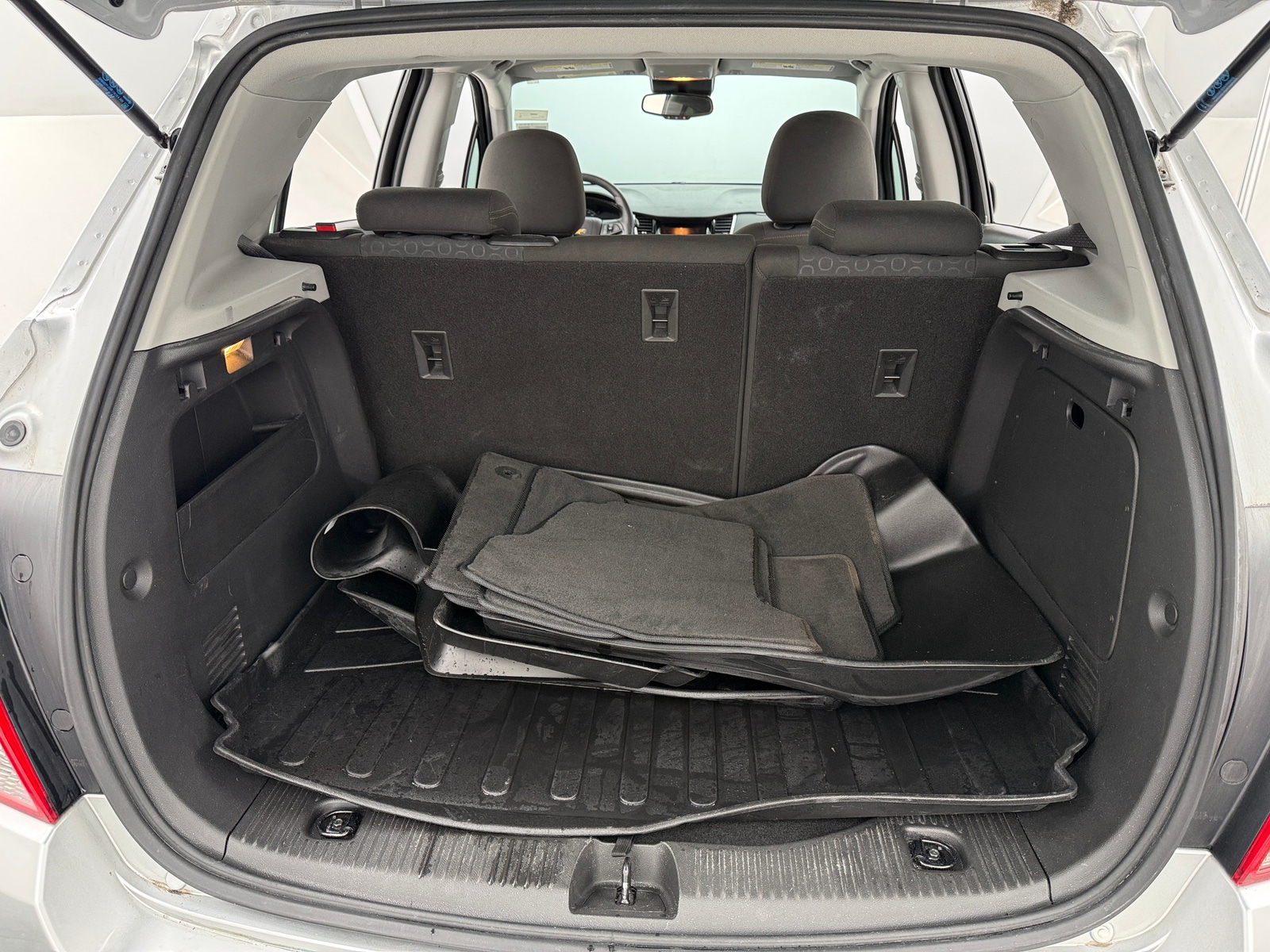 Thumbnail: 2018 Chevrolet Trax - 7