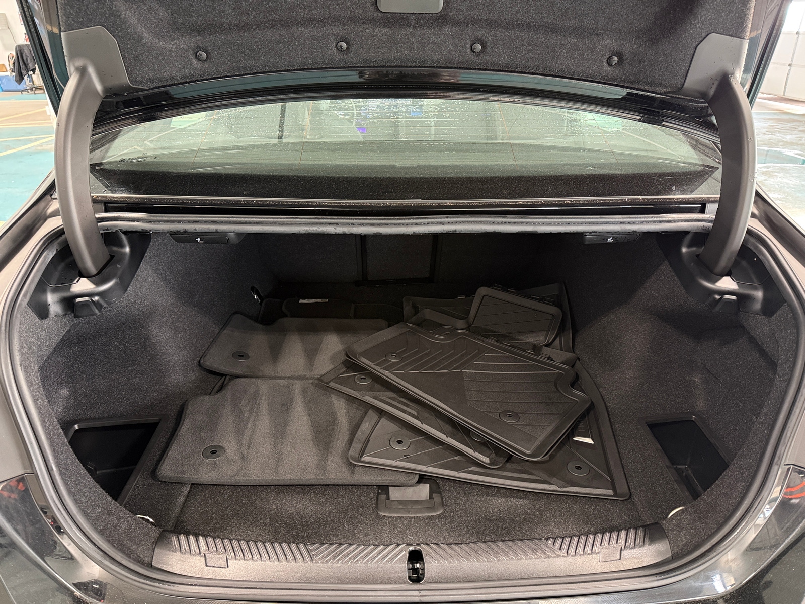 Thumbnail: 2024 BMW i5 - 6