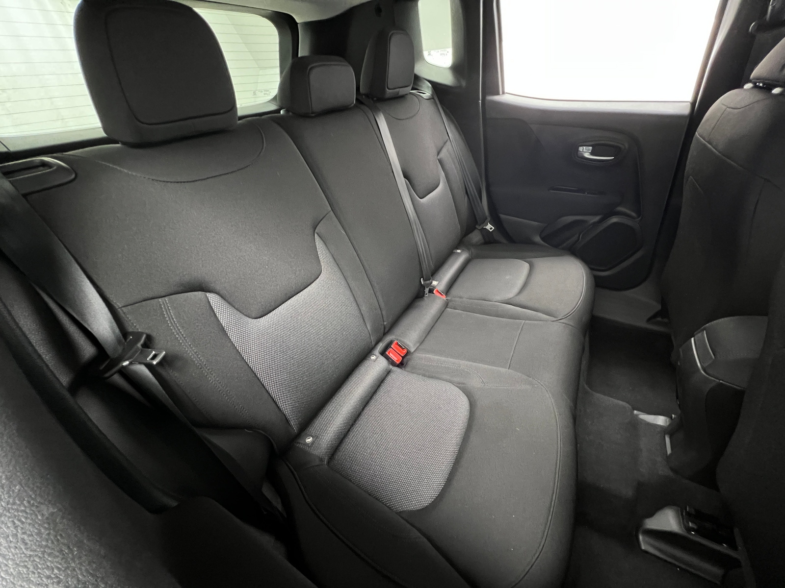 Thumbnail: 2021 Jeep Renegade - 6