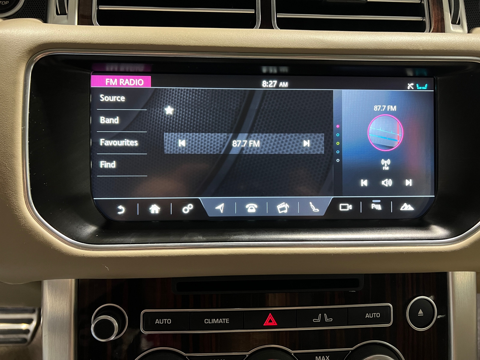 Thumbnail: 2017 Land Rover Range Rover - 3