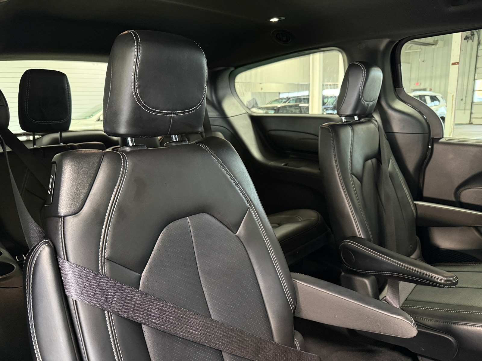 Thumbnail: 2025 Chrysler Pacifica - 5