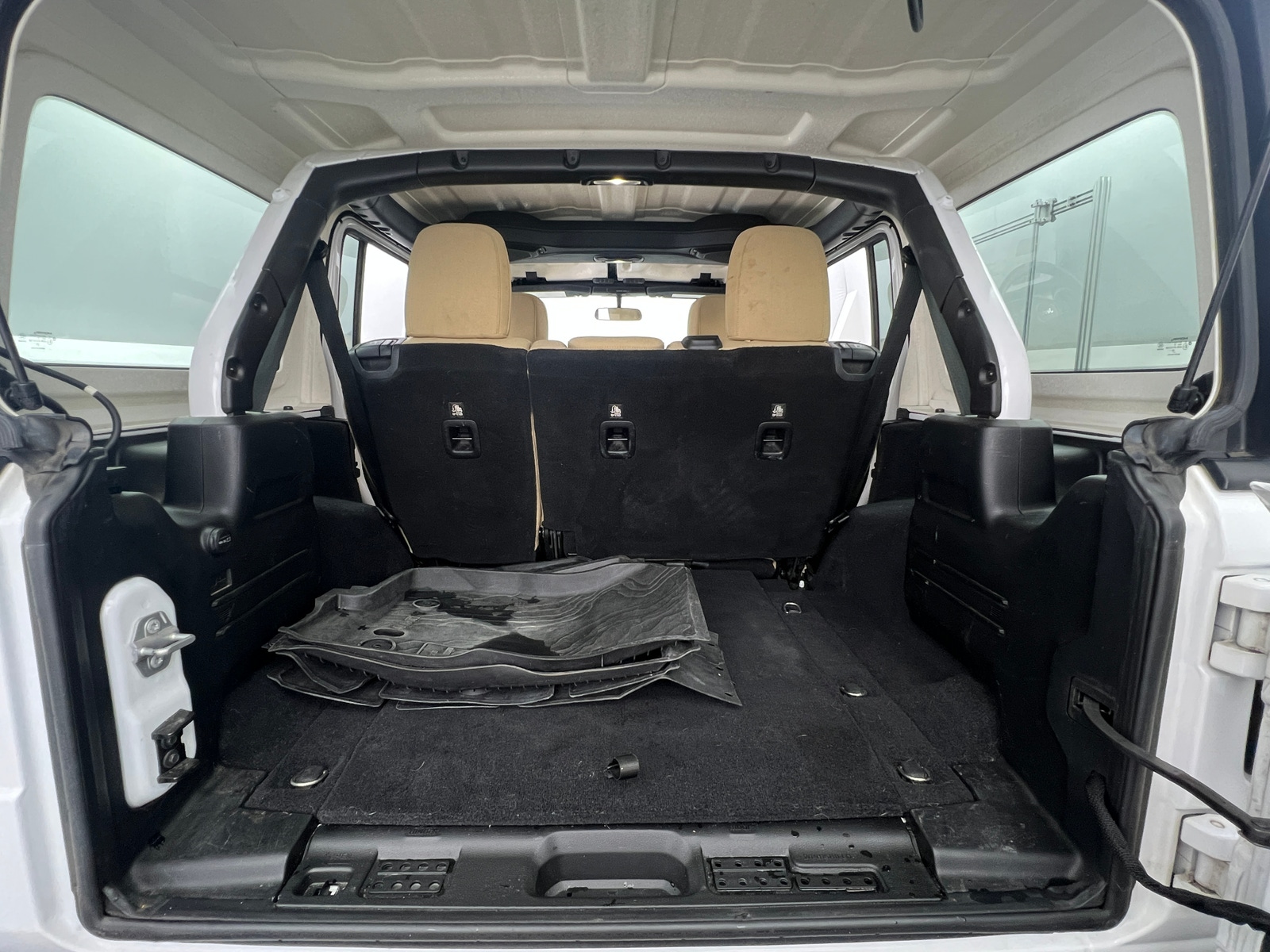 Thumbnail: 2018 Jeep Wrangler - 7