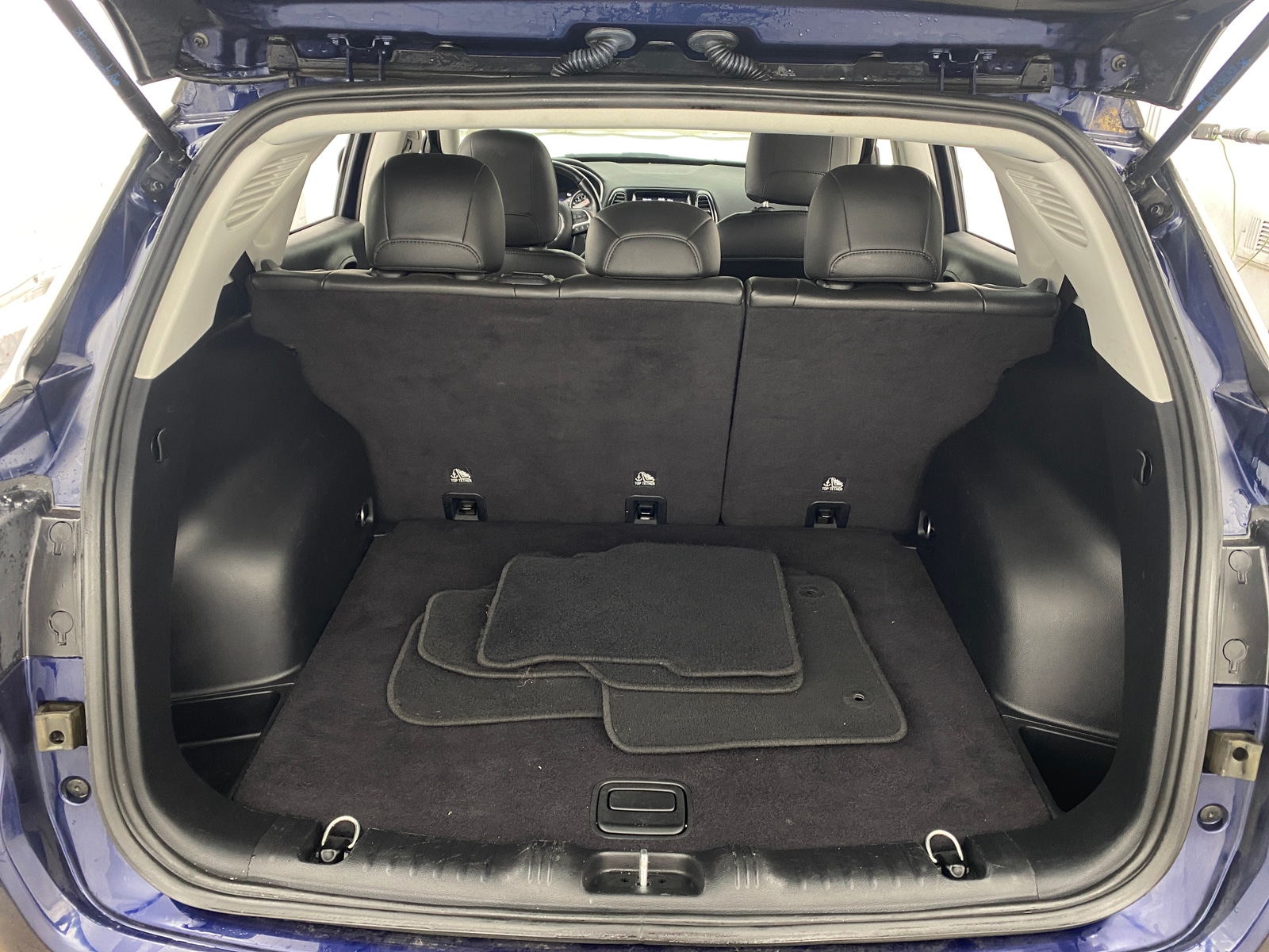 Thumbnail: 2021 Jeep Compass - 6