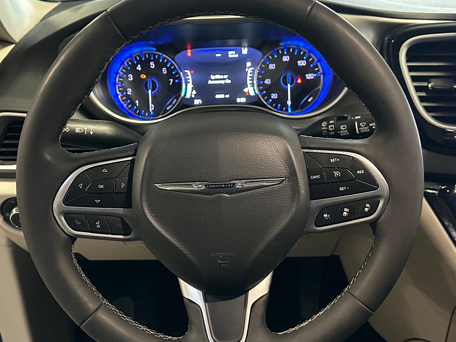 Thumbnail: 2024 Chrysler Pacifica - 4