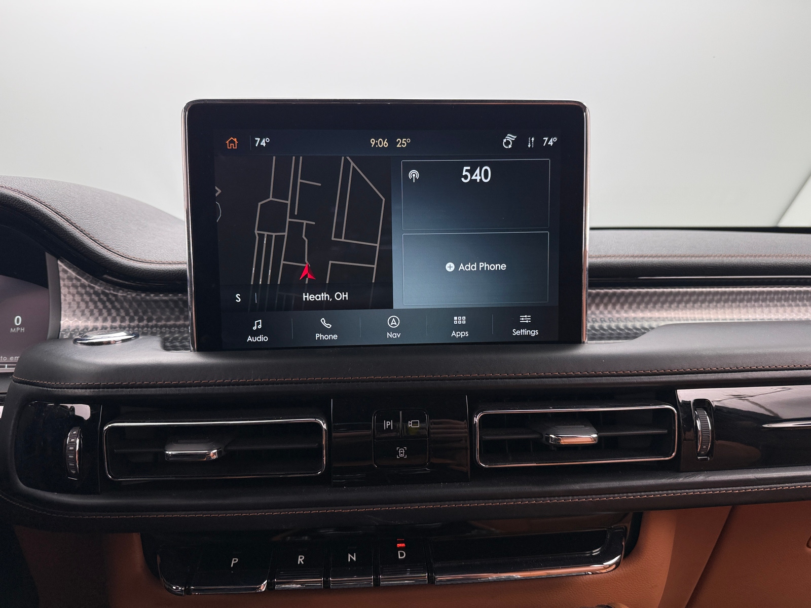 Thumbnail: 2021 Lincoln Aviator - 3