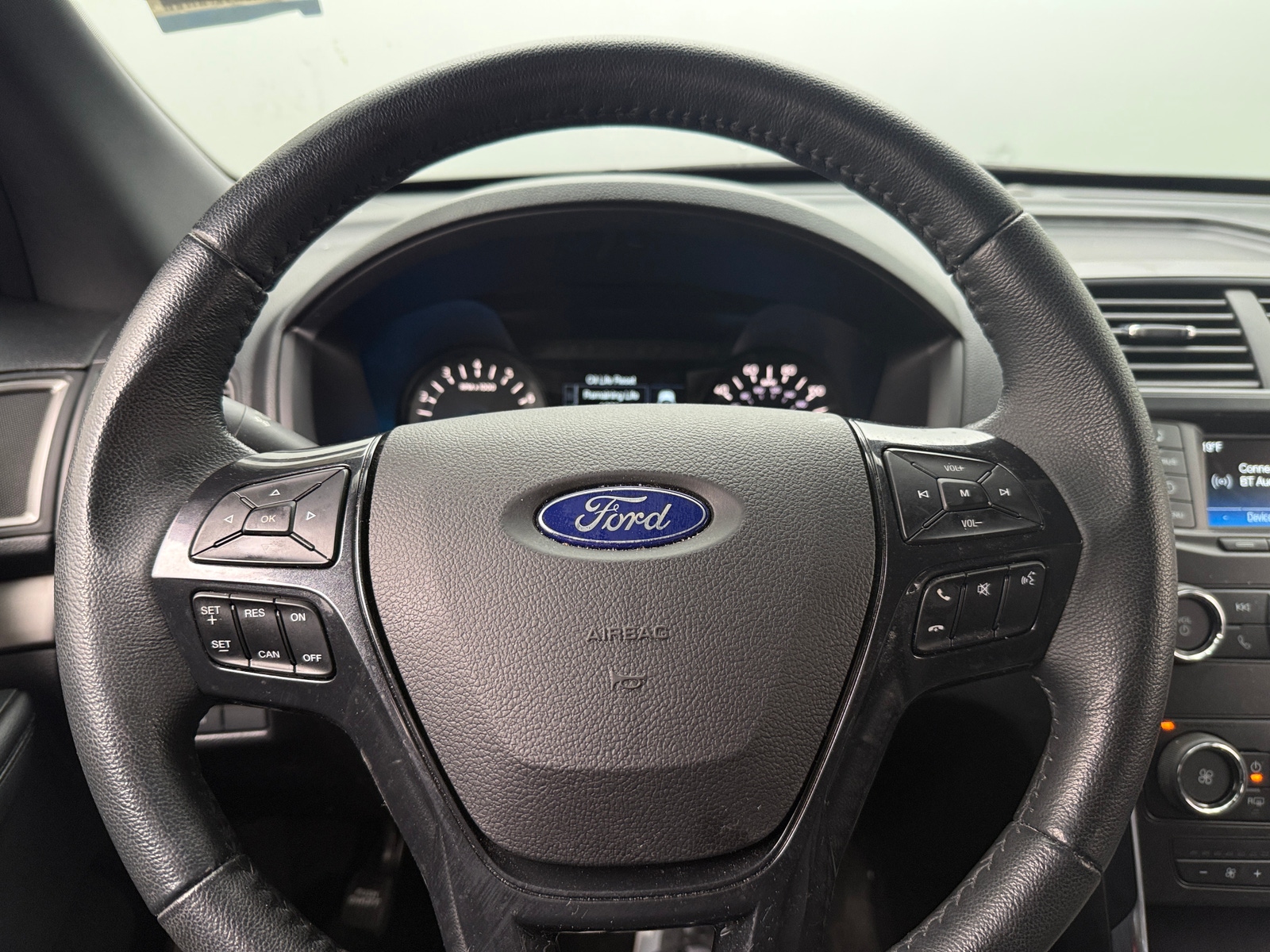 Thumbnail: 2018 Ford Explorer - 5