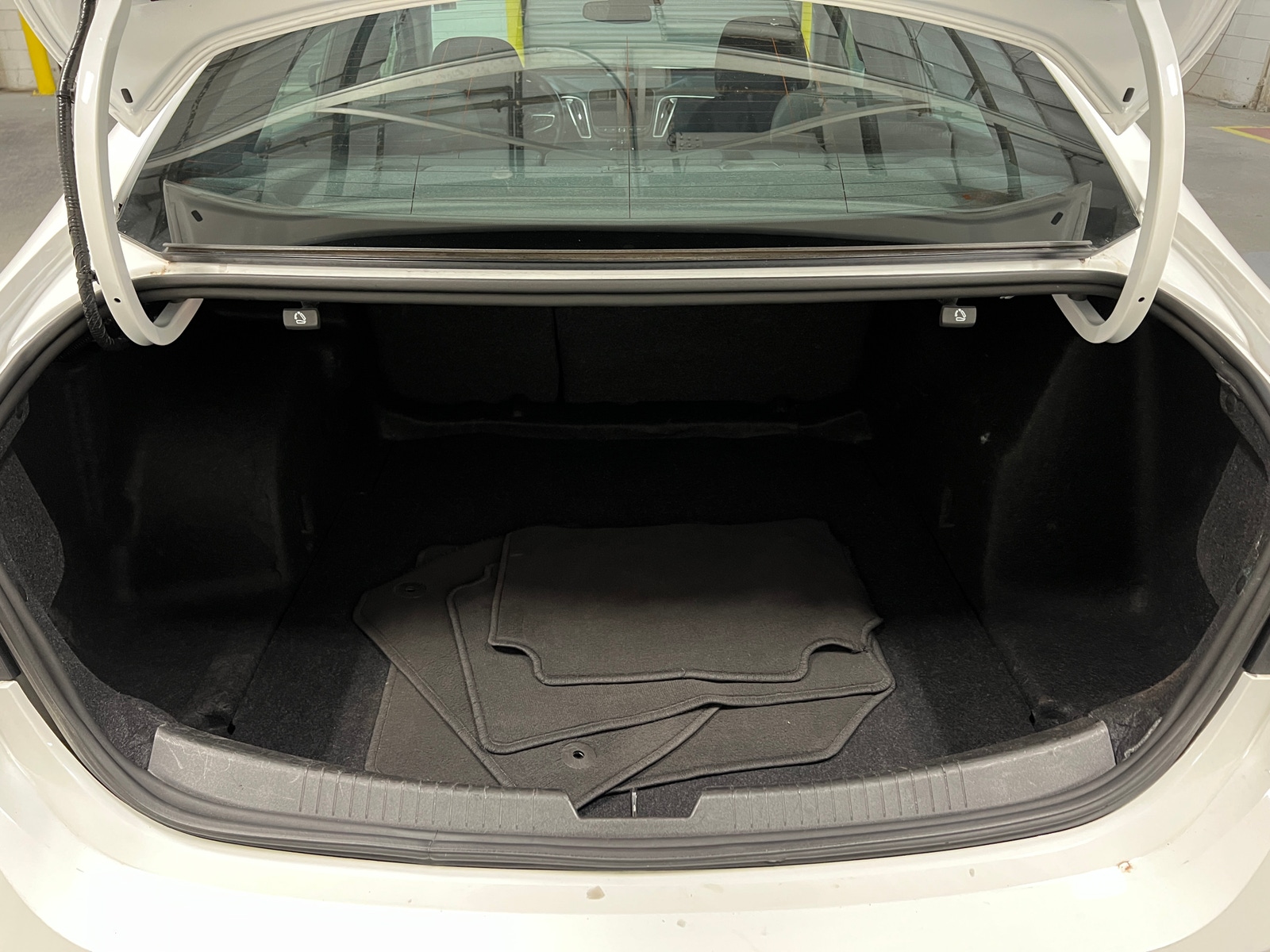 Thumbnail: 2024 Chevrolet Malibu - 7