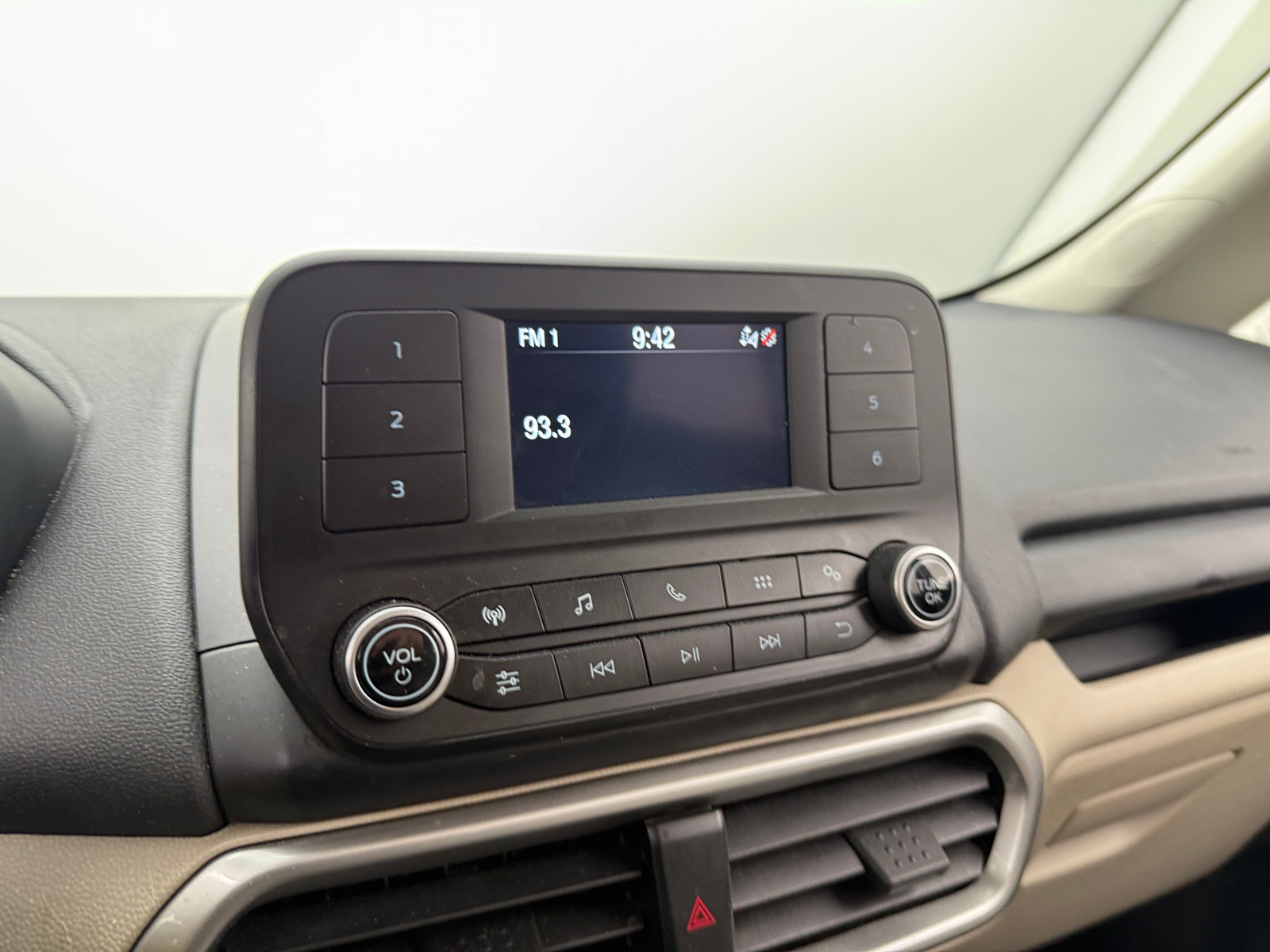 Thumbnail: 2022 Ford EcoSport - 4