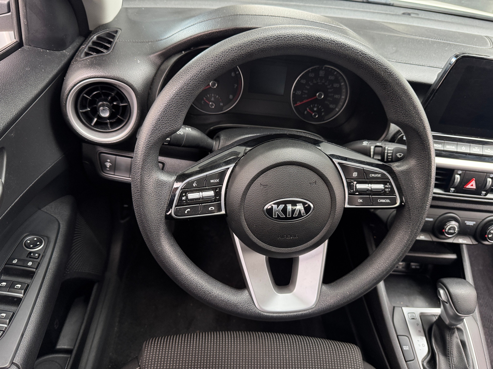 Thumbnail: 2020 Kia Forte - 5