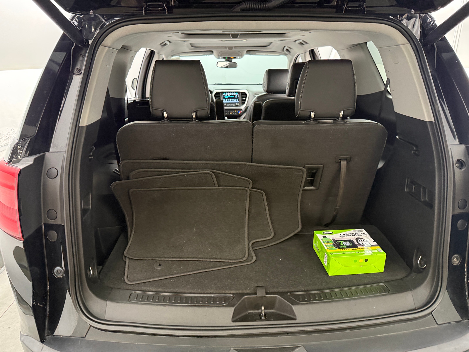 Thumbnail: 2017 GMC Acadia - 6