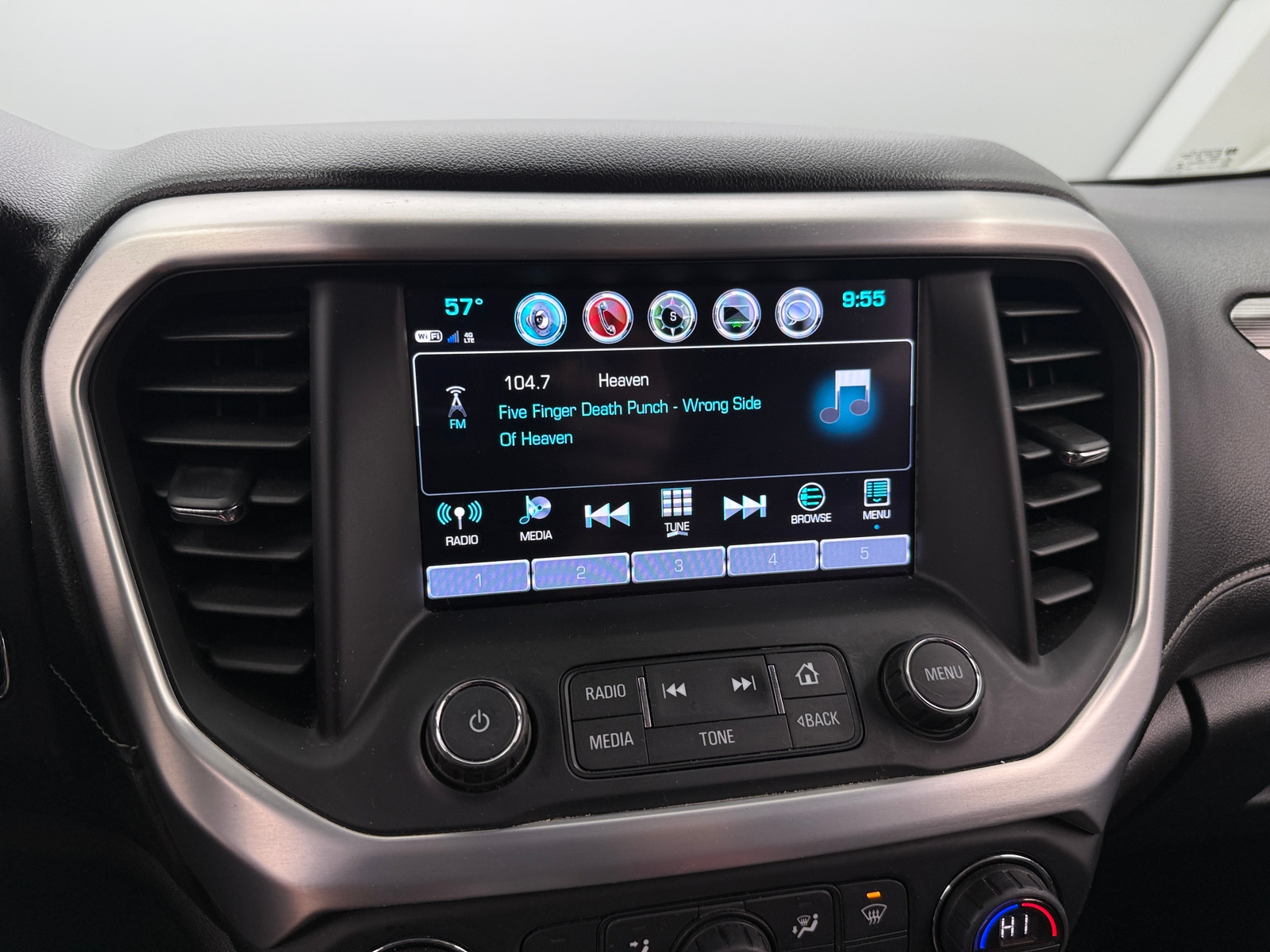 Thumbnail: 2017 GMC Acadia - 3