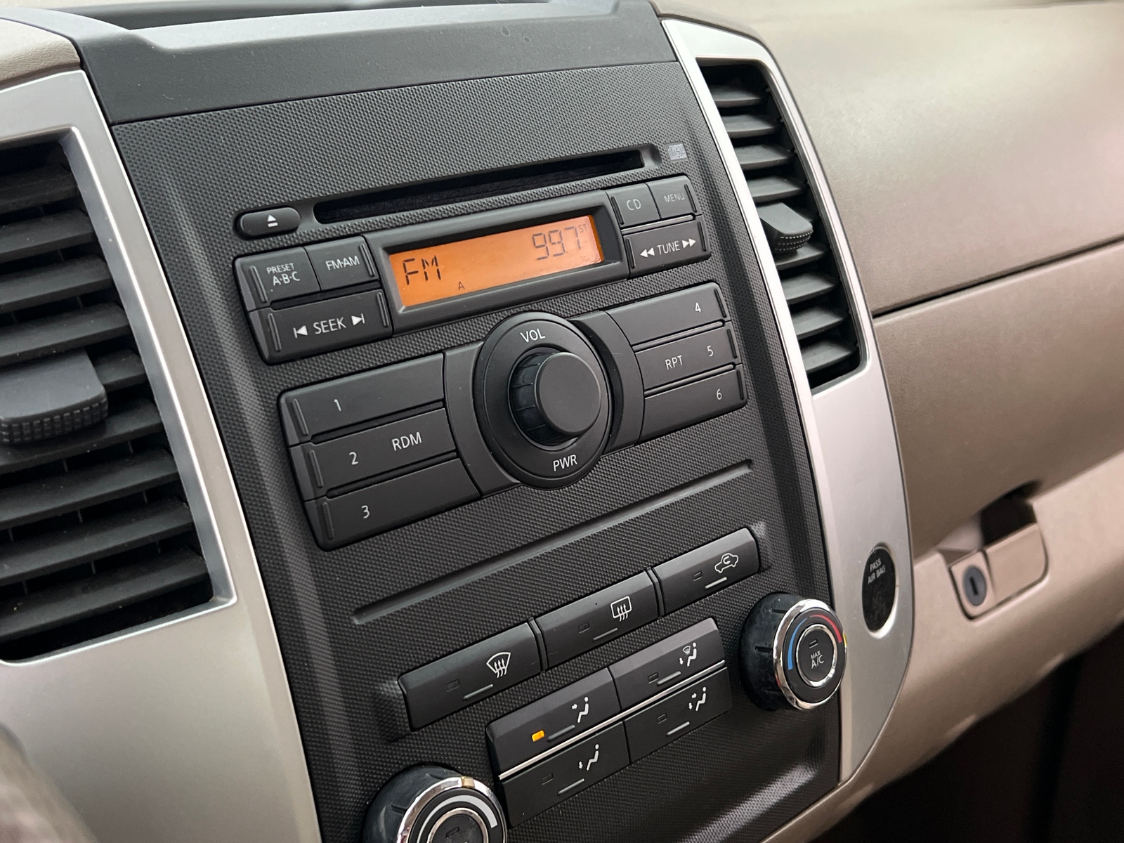 Thumbnail: 2012 Nissan Frontier - 4