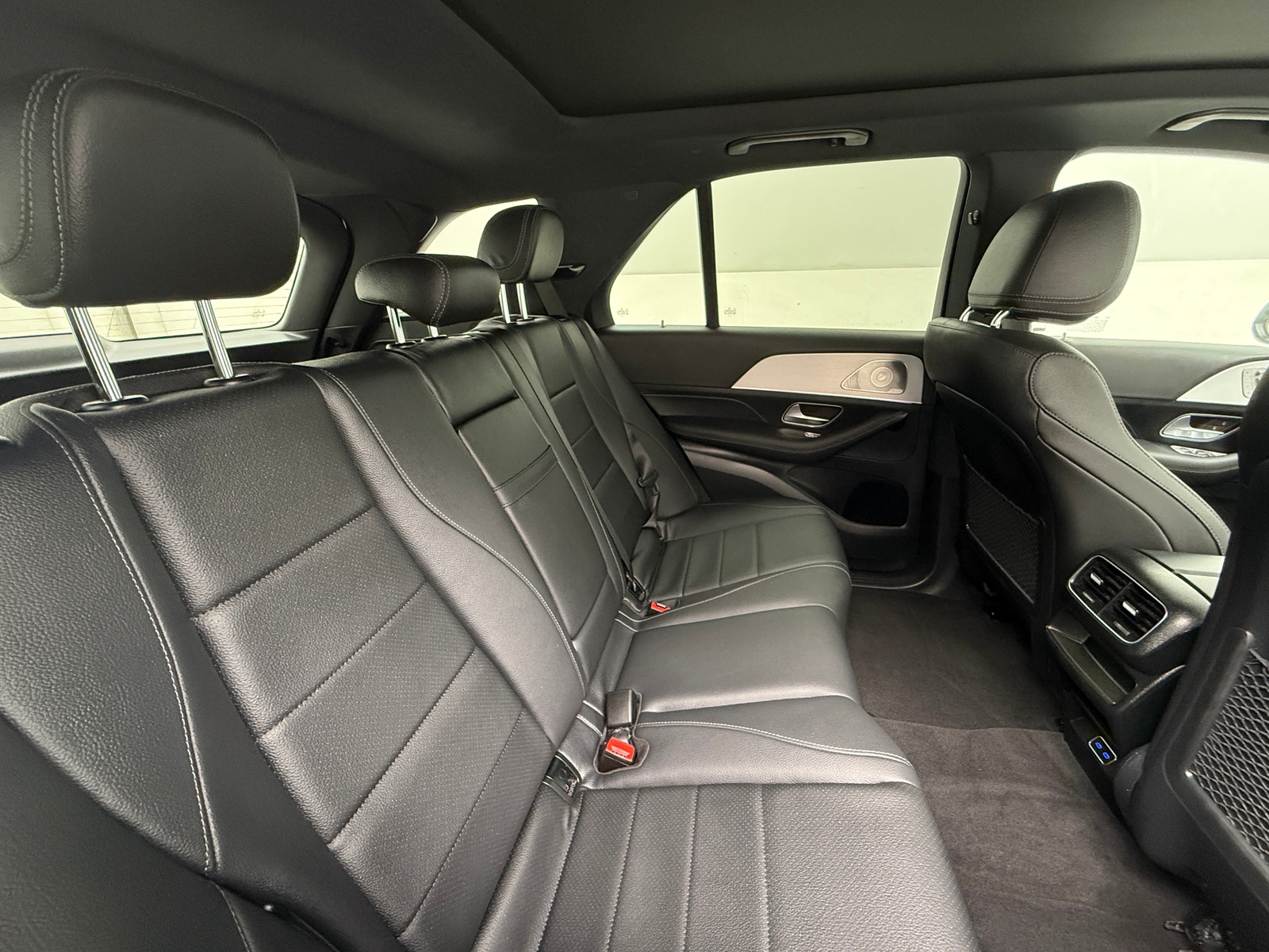 Thumbnail: 2025 Mercedes-Benz GLE - 5