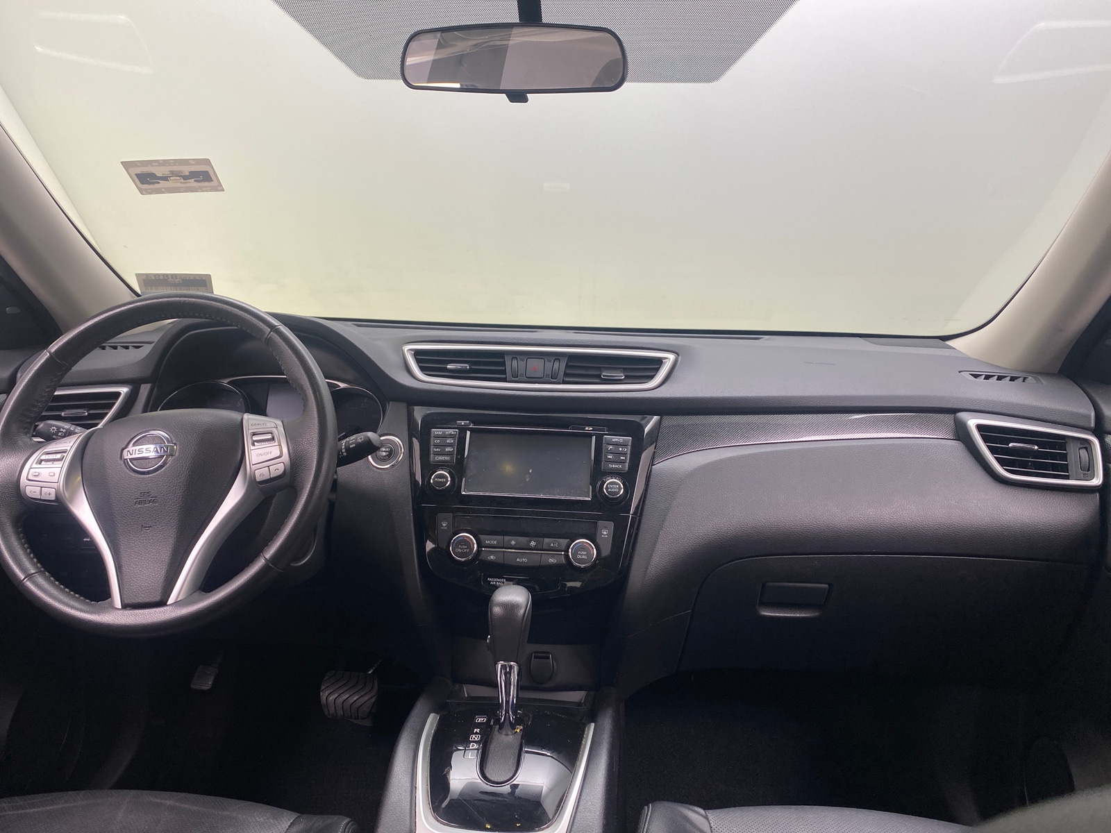 Thumbnail: 2015 Nissan Rogue - 2