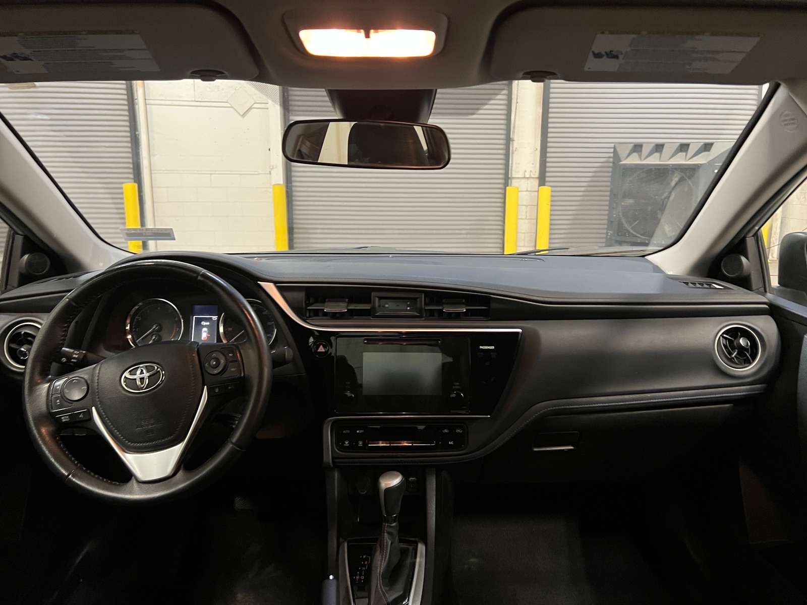 Thumbnail: 2017 Toyota Corolla - 3