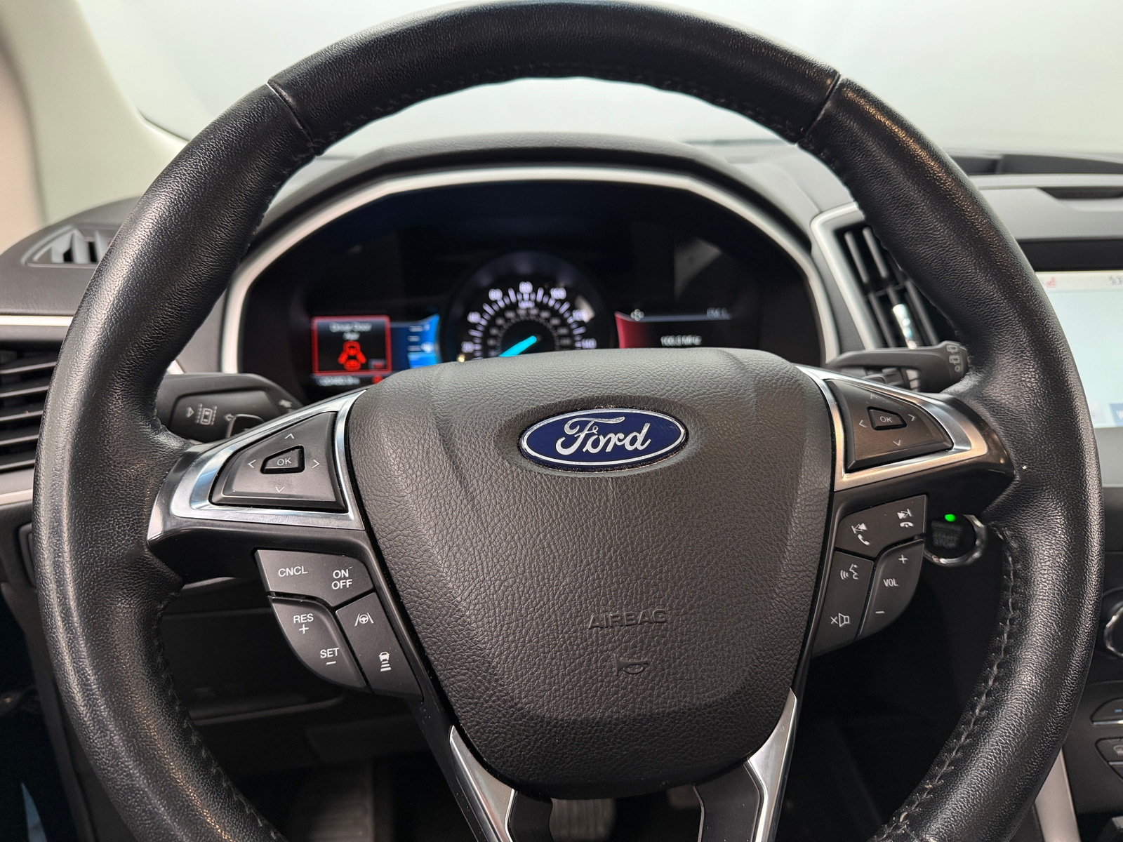 Thumbnail: 2020 Ford Edge - 4