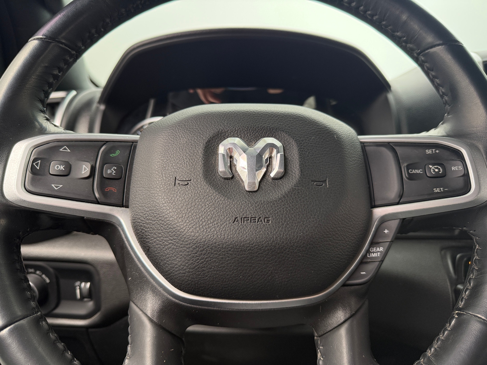 Thumbnail: 2022 RAM 1500 - 5