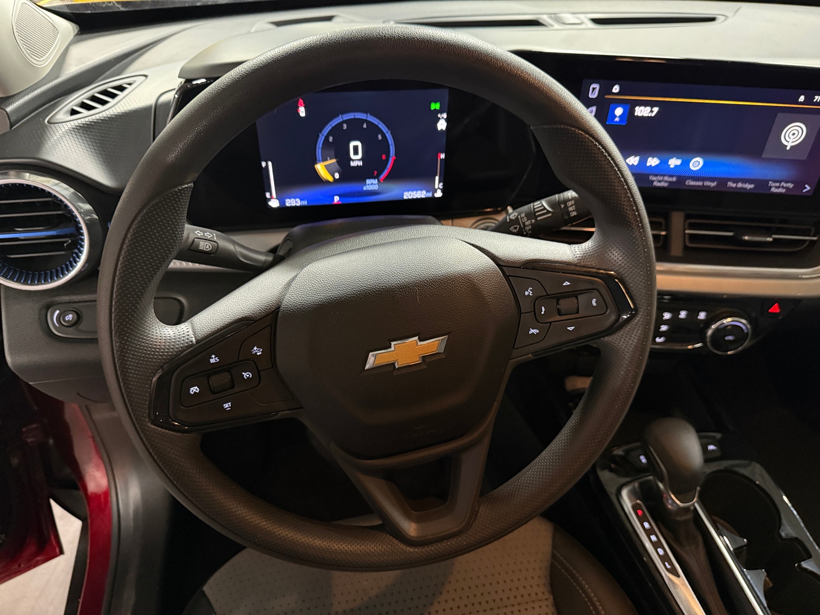 Thumbnail: 2025 Chevrolet Trax - 5