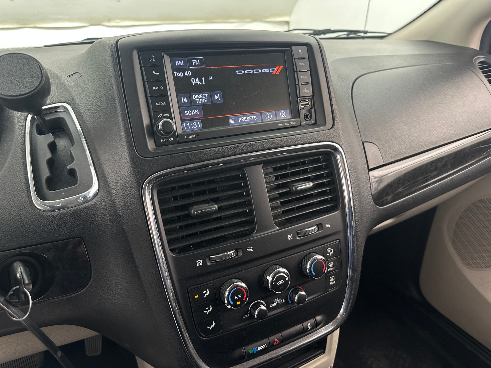 Thumbnail: 2019 Dodge Grand Caravan - 4