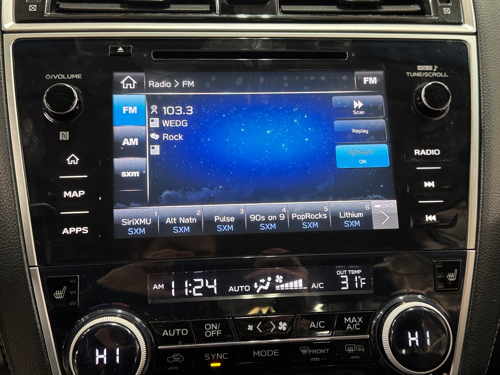 Thumbnail: 2018 Subaru Legacy - 3