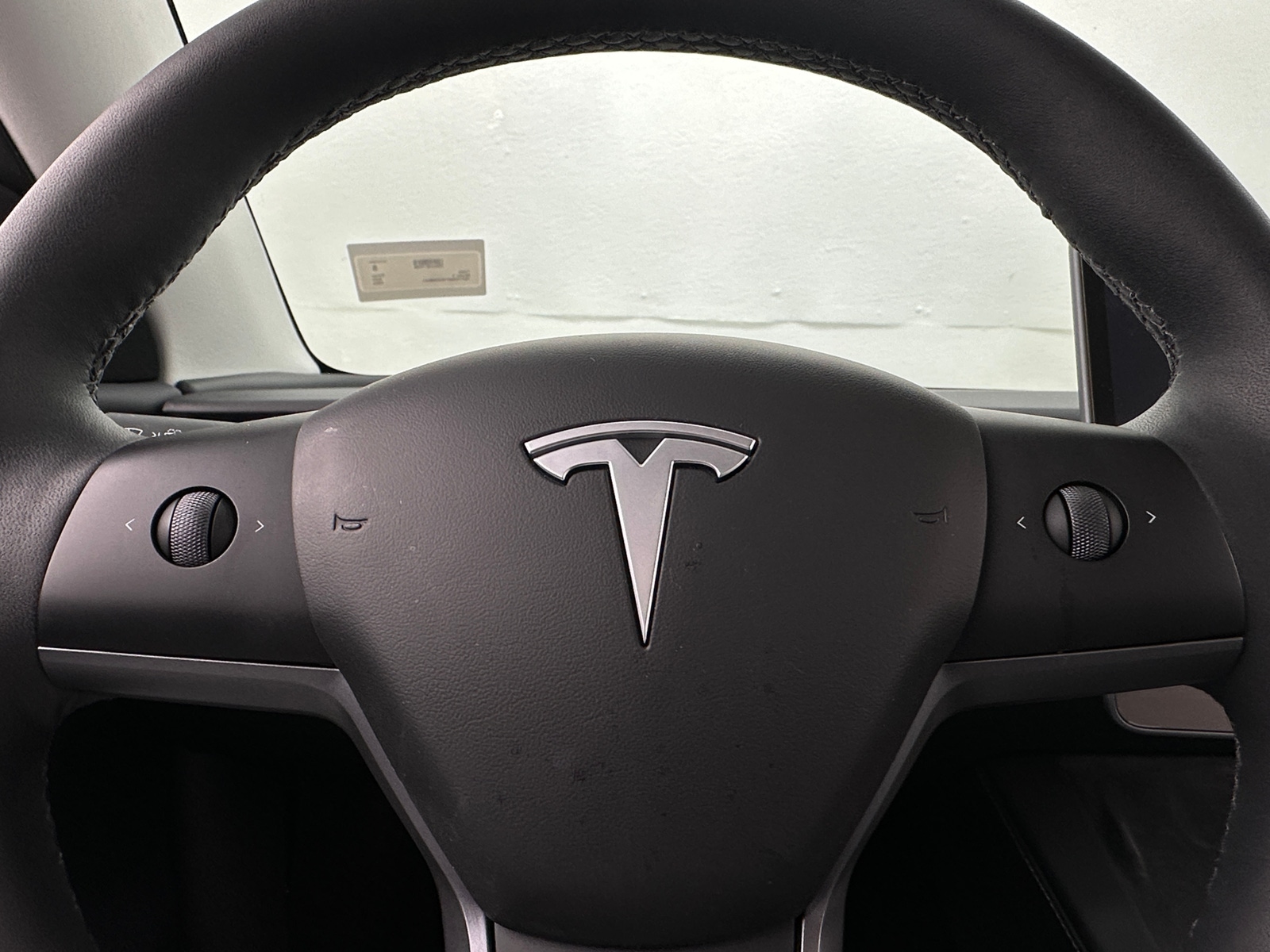 Thumbnail: 2025 Tesla Model Y - 4