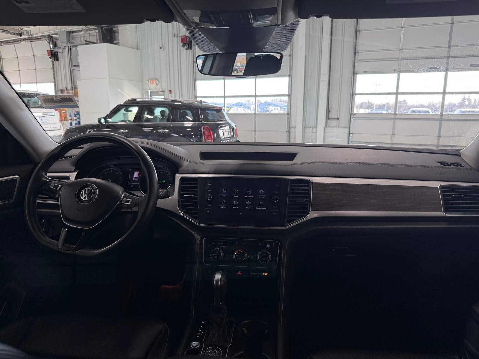 Thumbnail: 2019 Volkswagen Atlas - 2