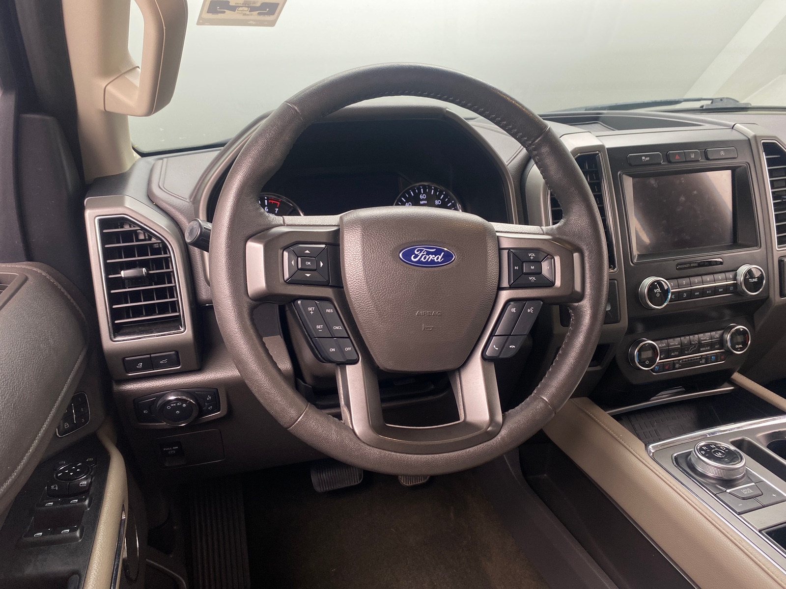 Thumbnail: 2020 Ford Expedition - 4