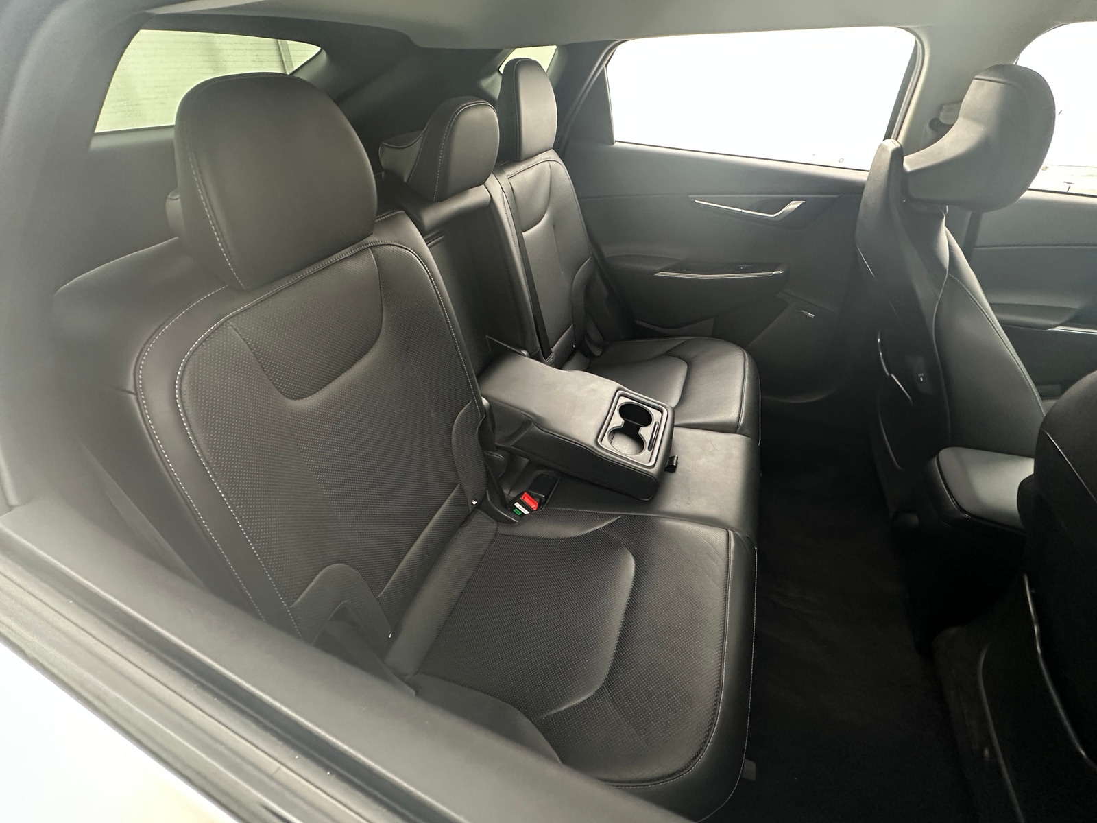 Thumbnail: 2022 Kia EV6 - 5