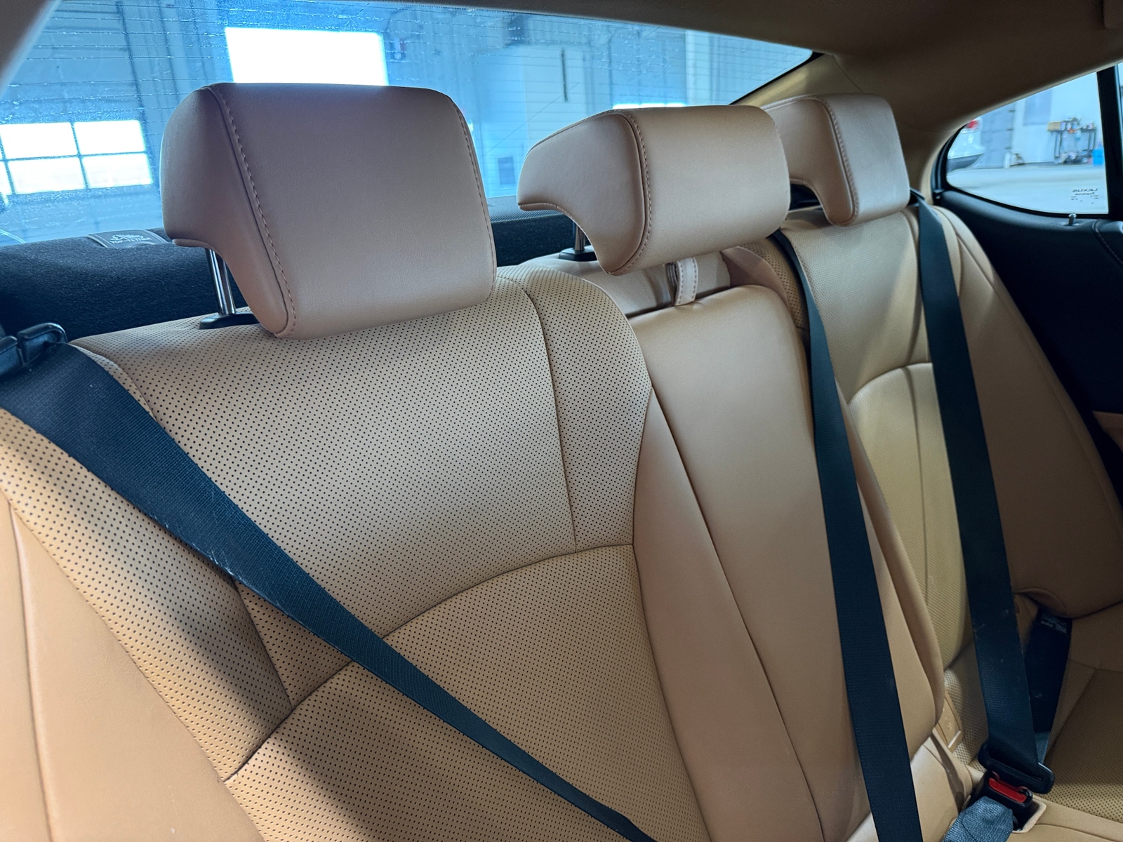 Thumbnail: 2022 Lexus ES - 5