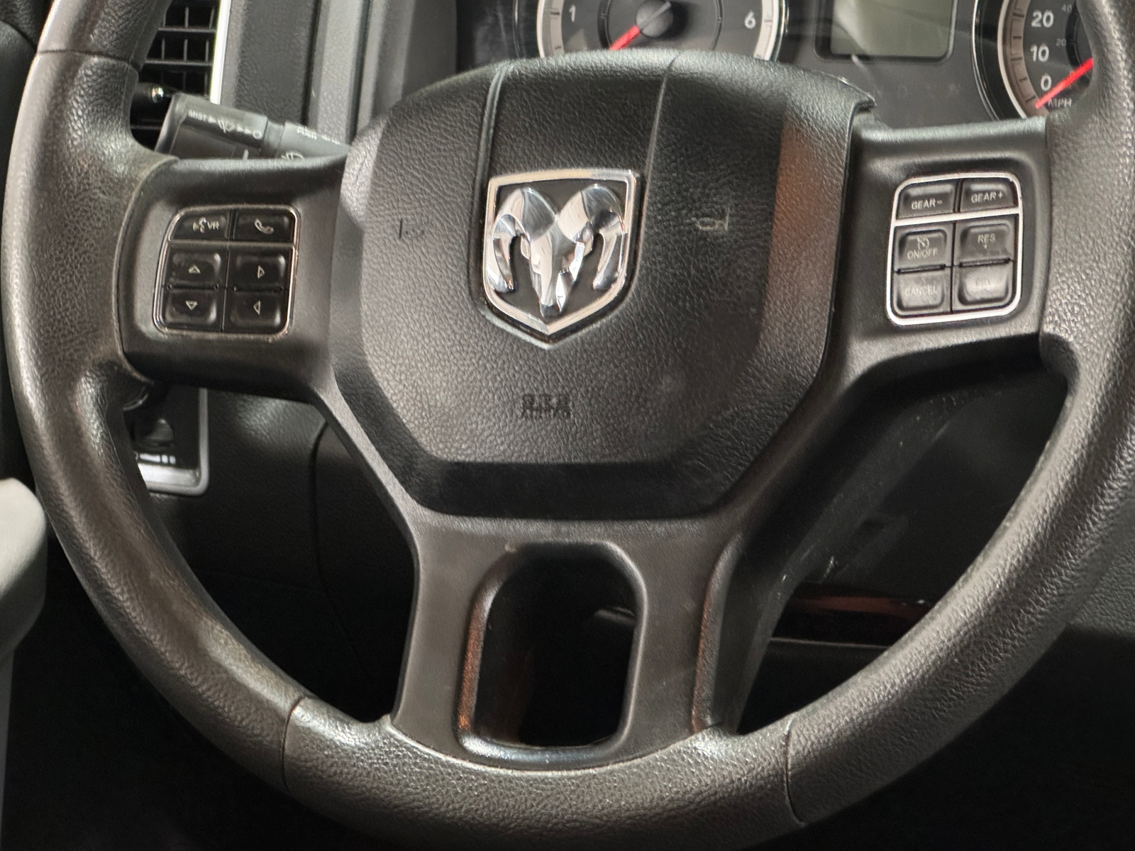 Thumbnail: 2019 RAM 1500 Classic - 5