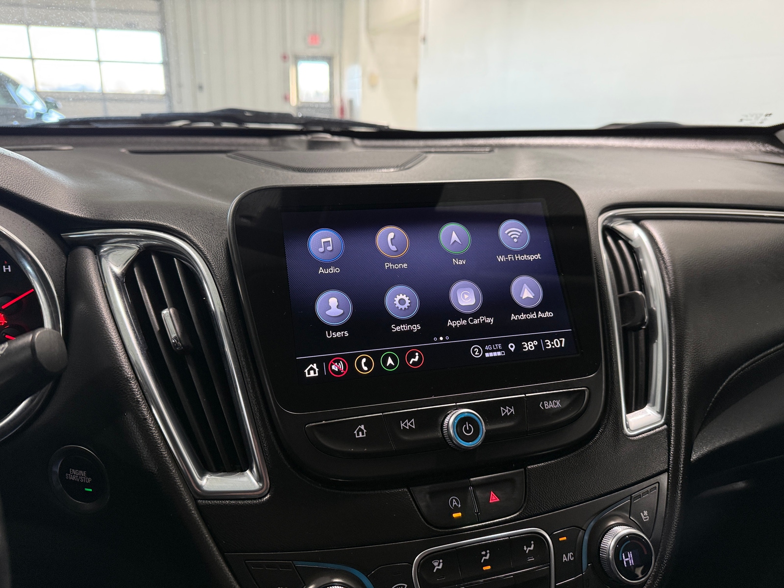 Thumbnail: 2024 Chevrolet Malibu - 3