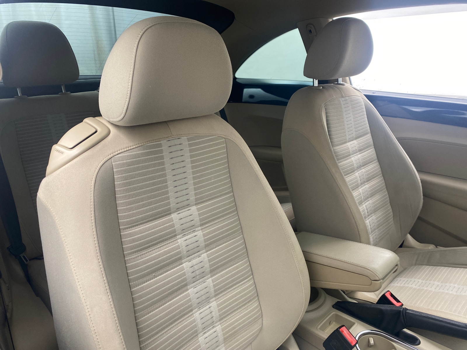 Thumbnail: 2014 Volkswagen Beetle - 2