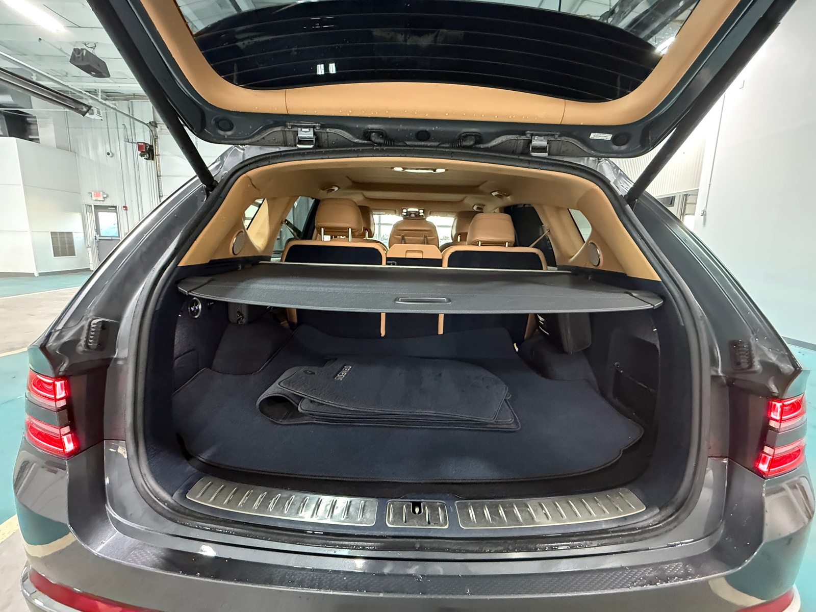 Thumbnail: 2023 Genesis GV80 - 6