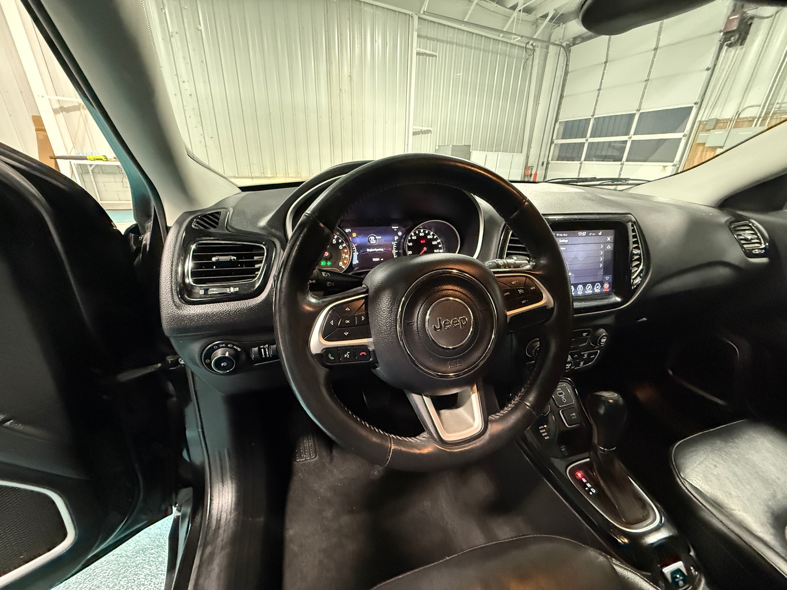 Thumbnail: 2018 Jeep Compass - 4