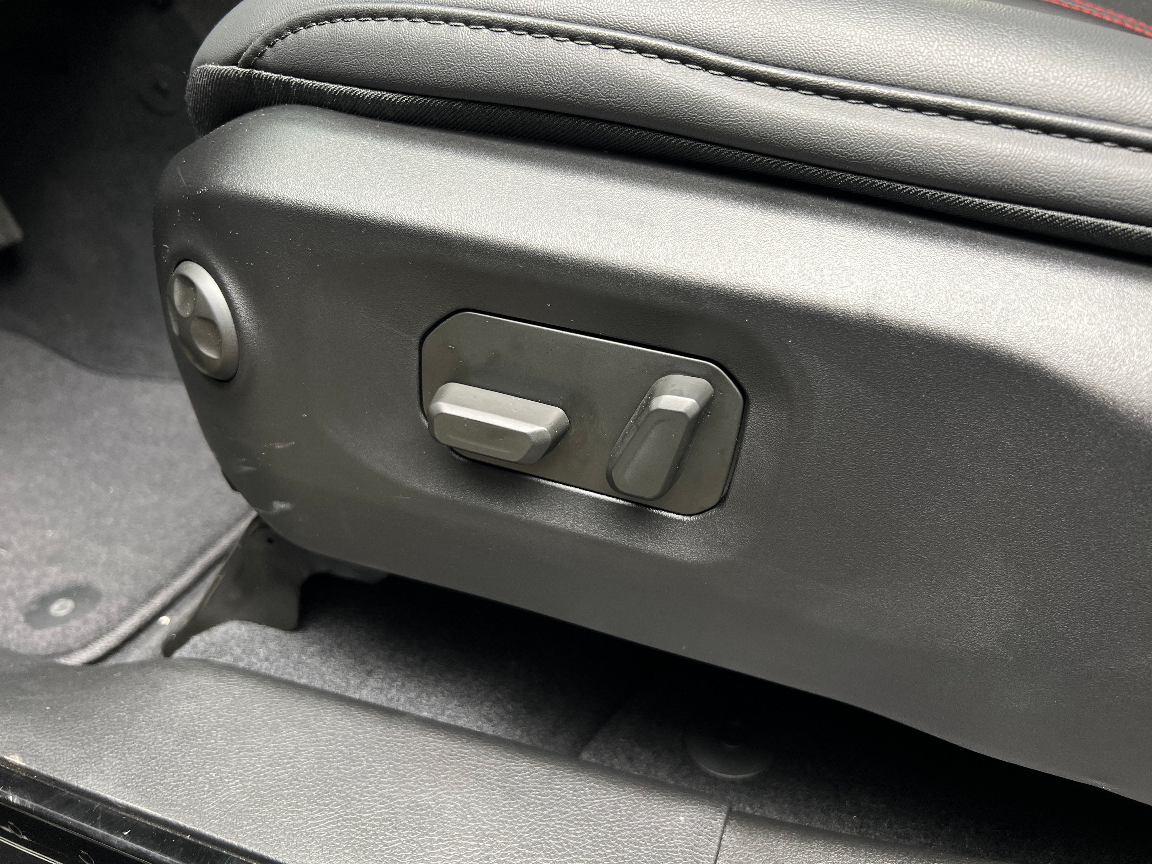 2026 Jeep Wrangler 2-Door Rubicon - Photo 9