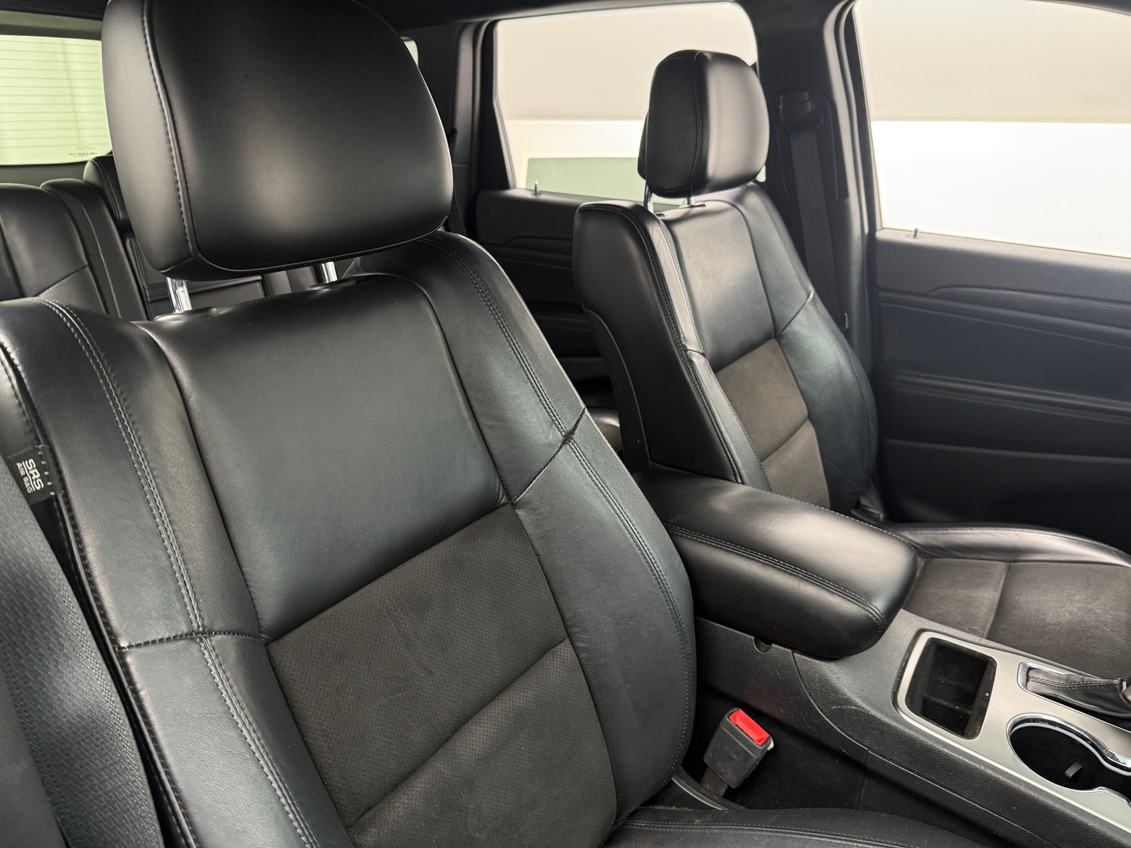 Thumbnail: 2020 Jeep Grand Cherokee - 2