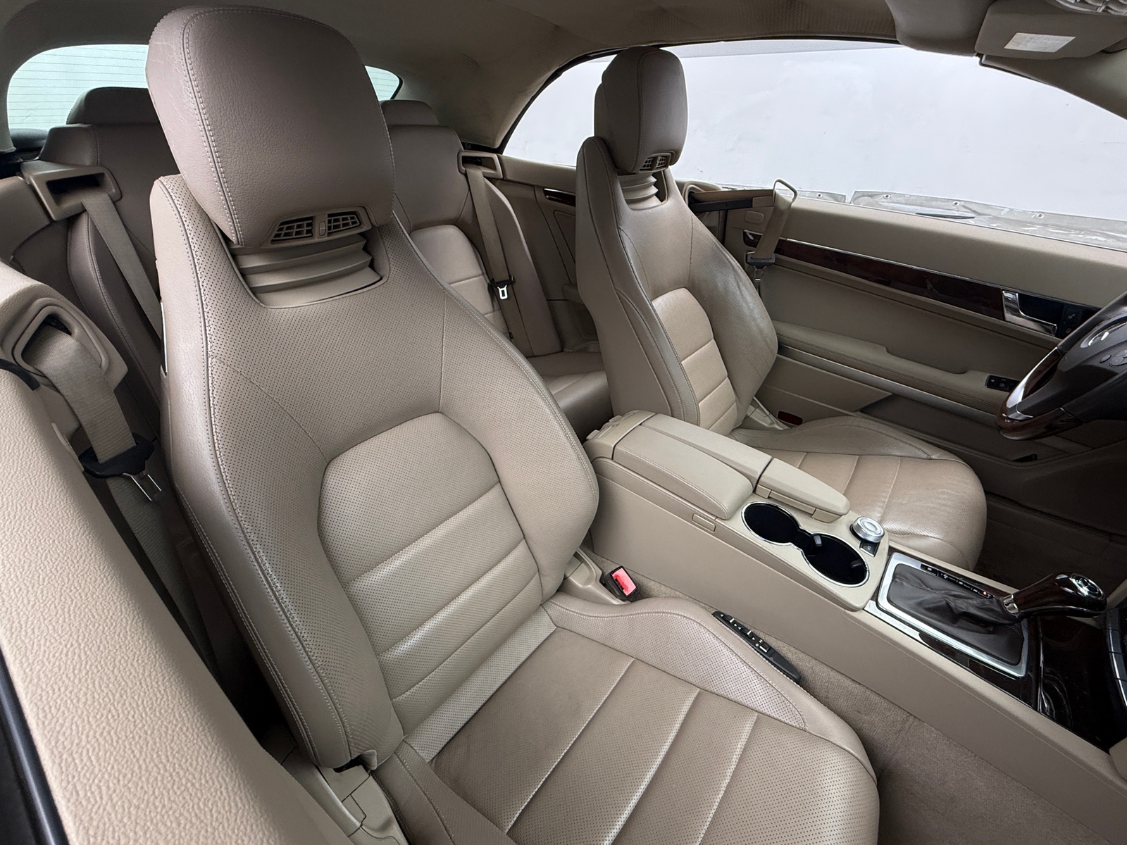 Thumbnail: 2011 Mercedes-Benz E-Class - 2