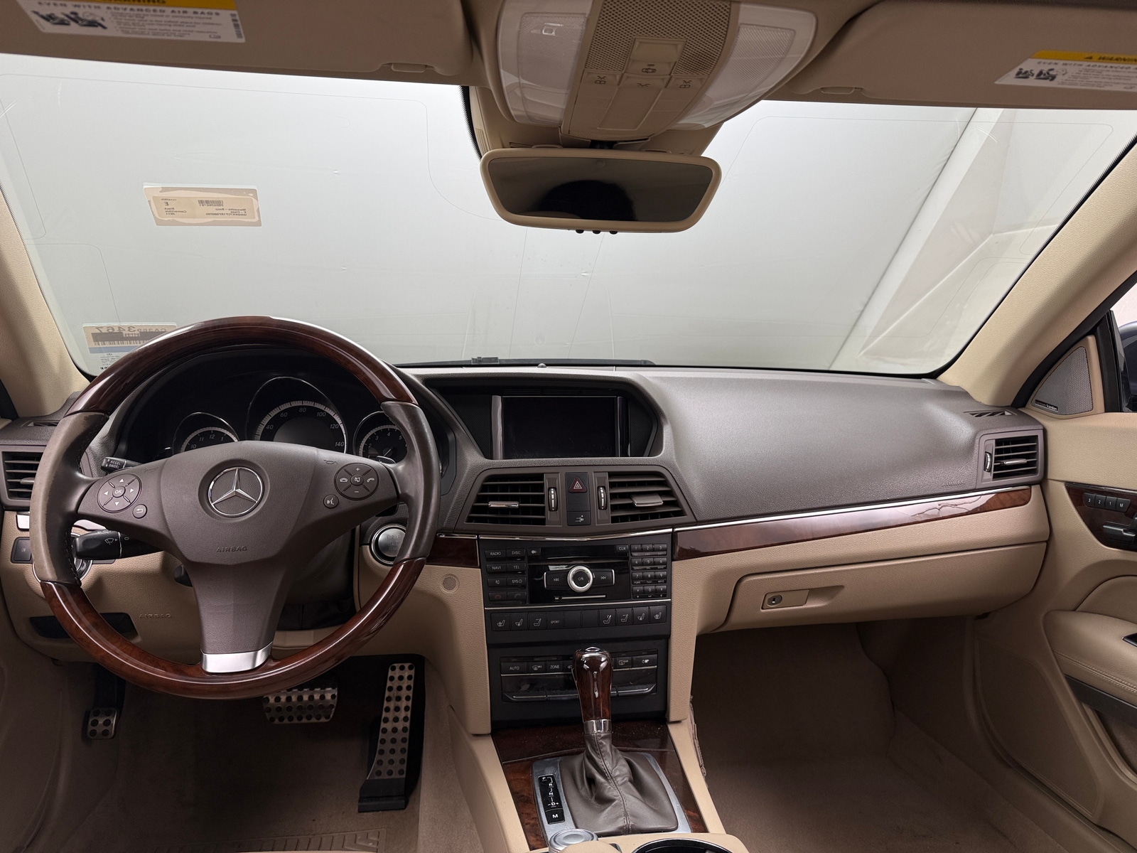 Thumbnail: 2011 Mercedes-Benz E-Class - 3