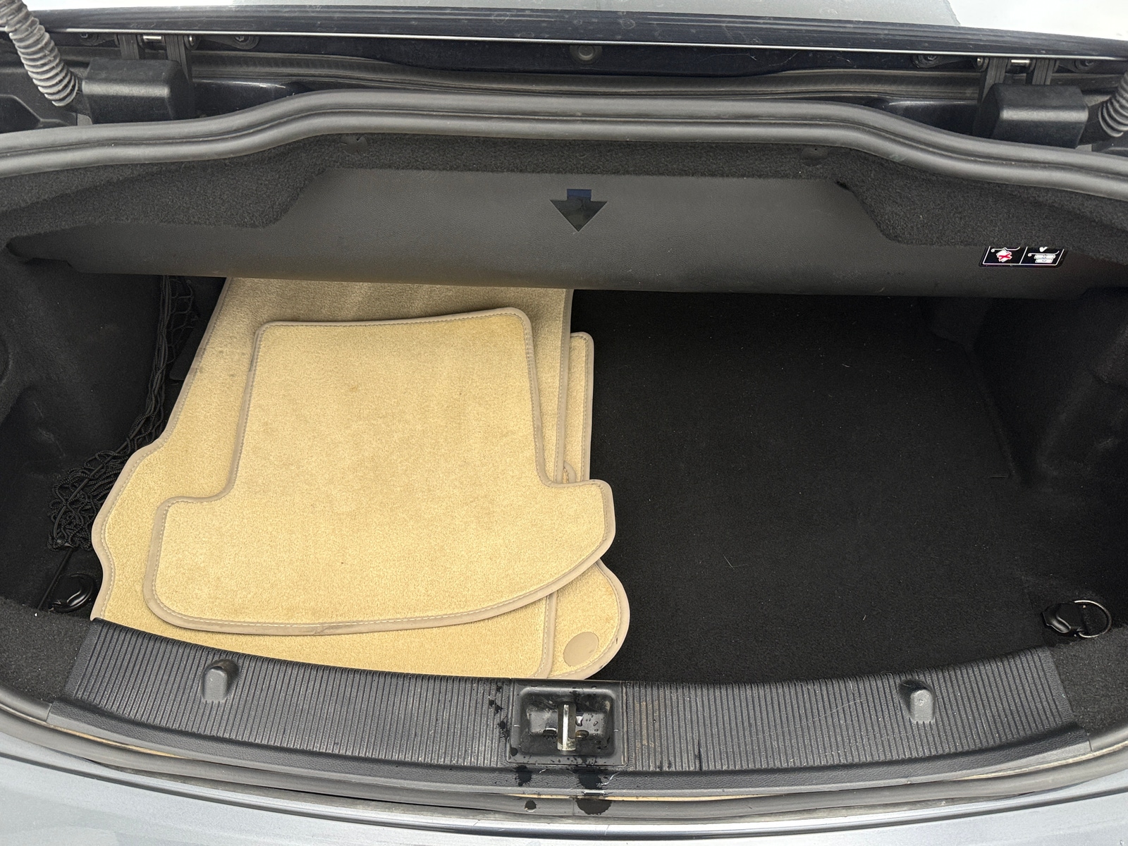 Thumbnail: 2011 Mercedes-Benz E-Class - 7