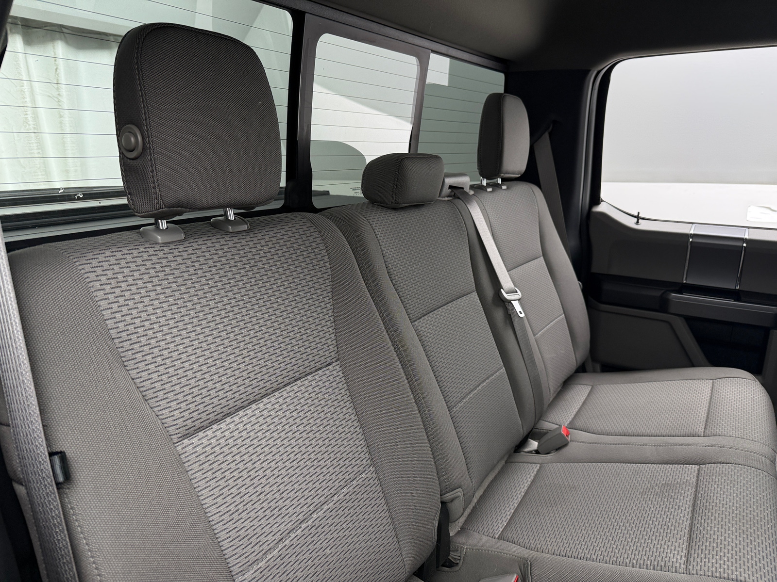 Thumbnail: 2018 Ford Econoline - 6