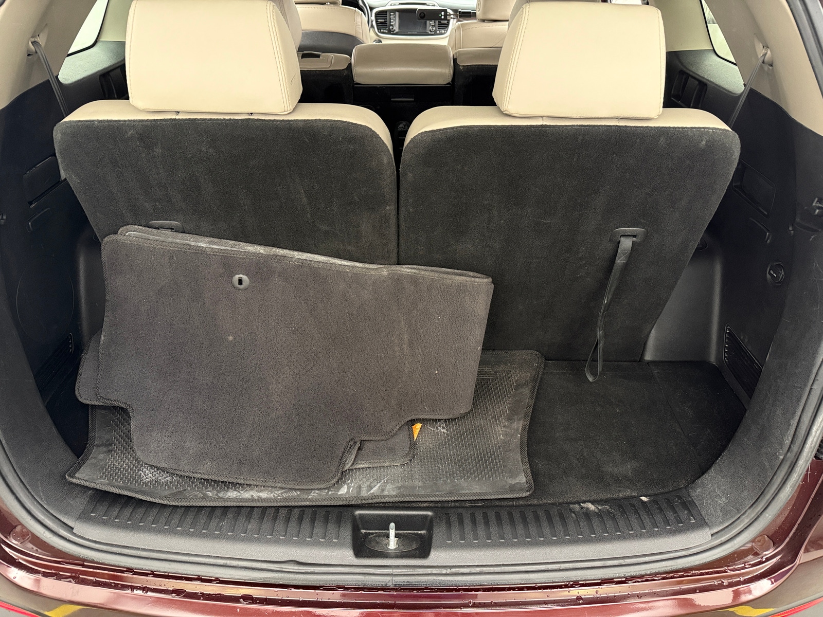 Thumbnail: 2017 Kia Sorento - 6