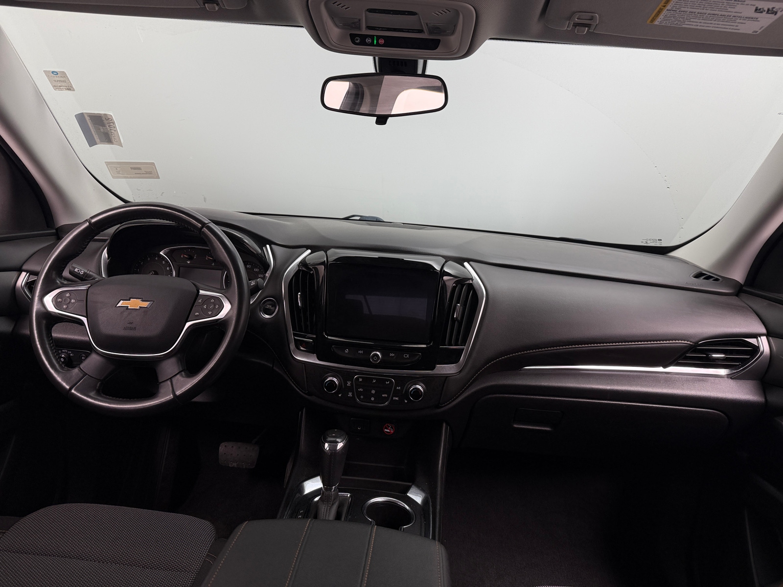 Thumbnail: 2020 Chevrolet Traverse - 3