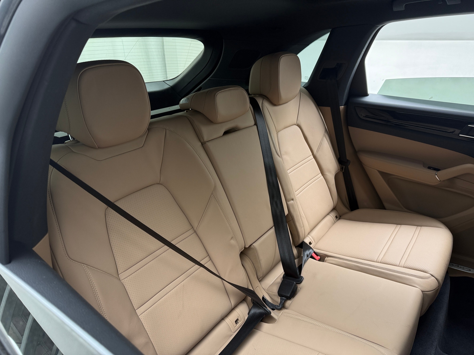 Thumbnail: 2021 Porsche Cayenne - 5