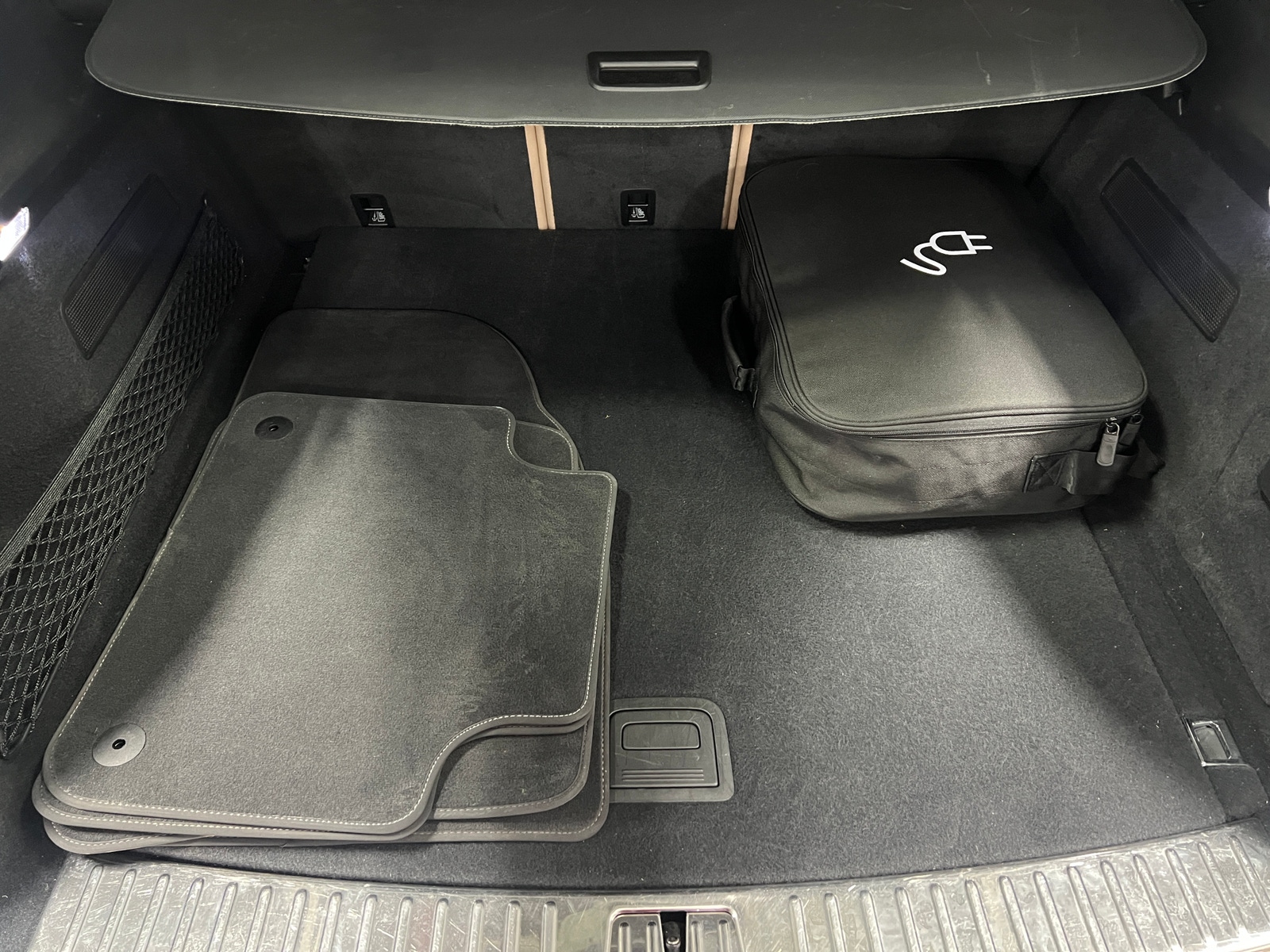 Thumbnail: 2021 Porsche Cayenne - 6